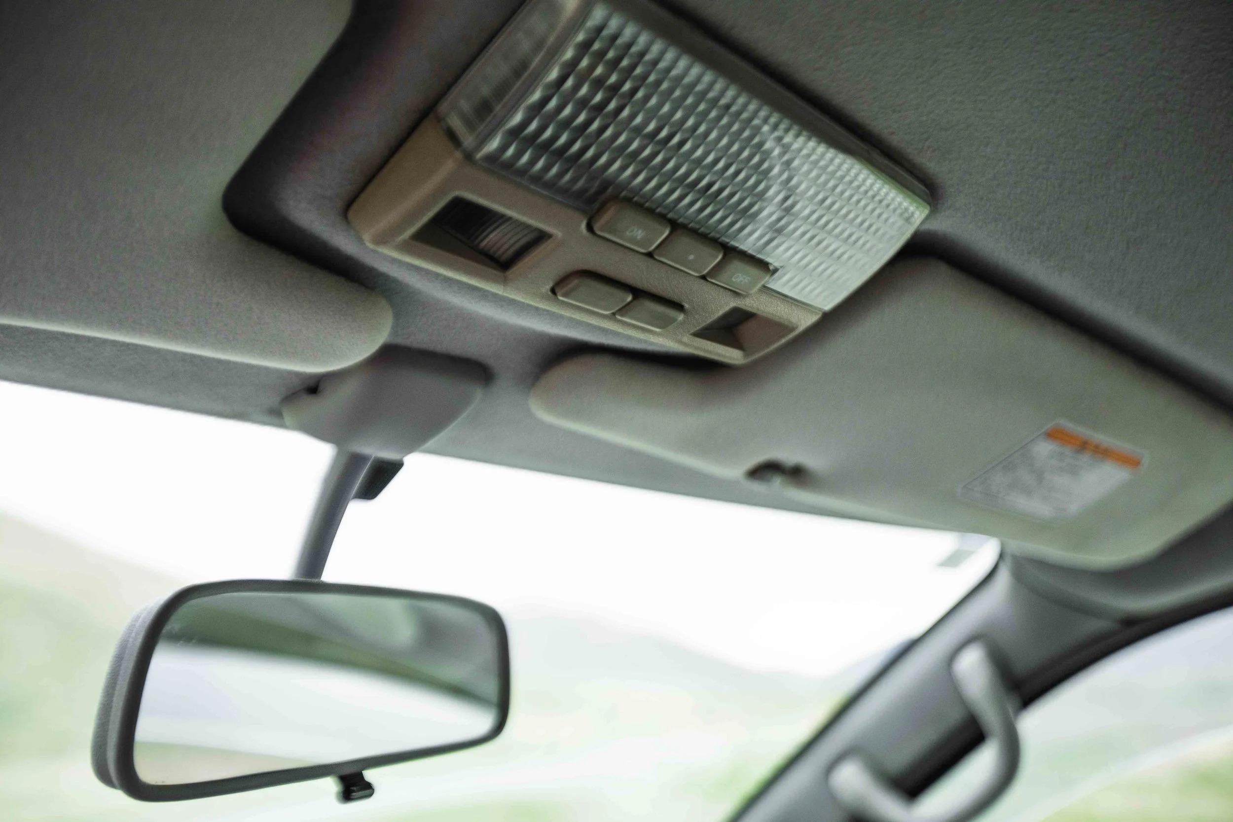 1998 Mitsubishi Delica L400 Space Gear XR Active Field