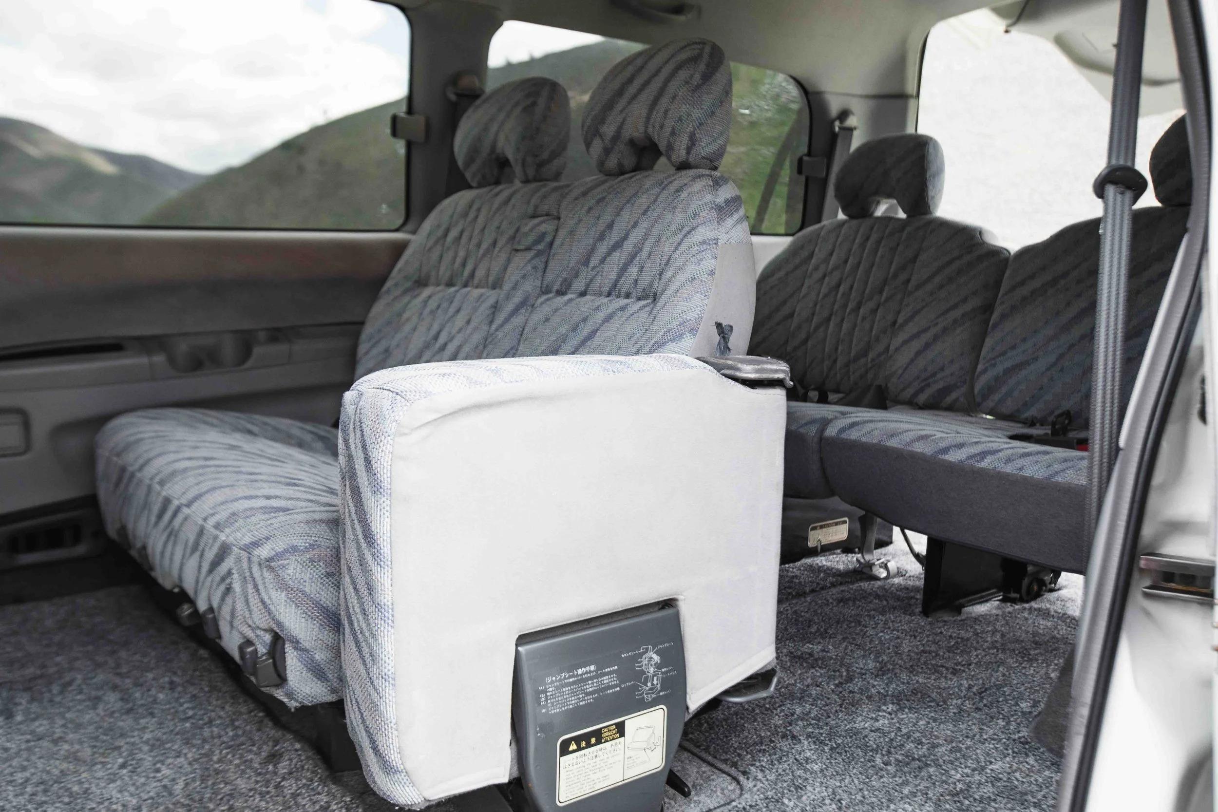 1998 Mitsubishi Delica L400 Space Gear XR Active Field