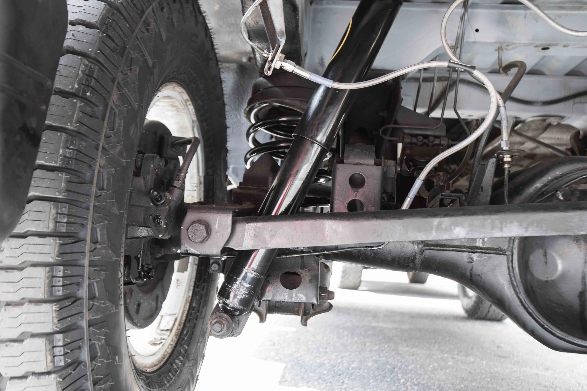 1998 Mitsubishi Delica L400 Space Gear XR Active Field