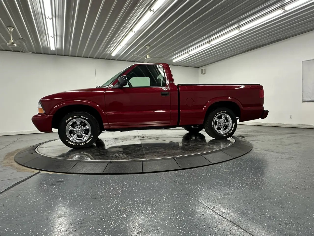 2003 GMC Sonoma SL 2WD