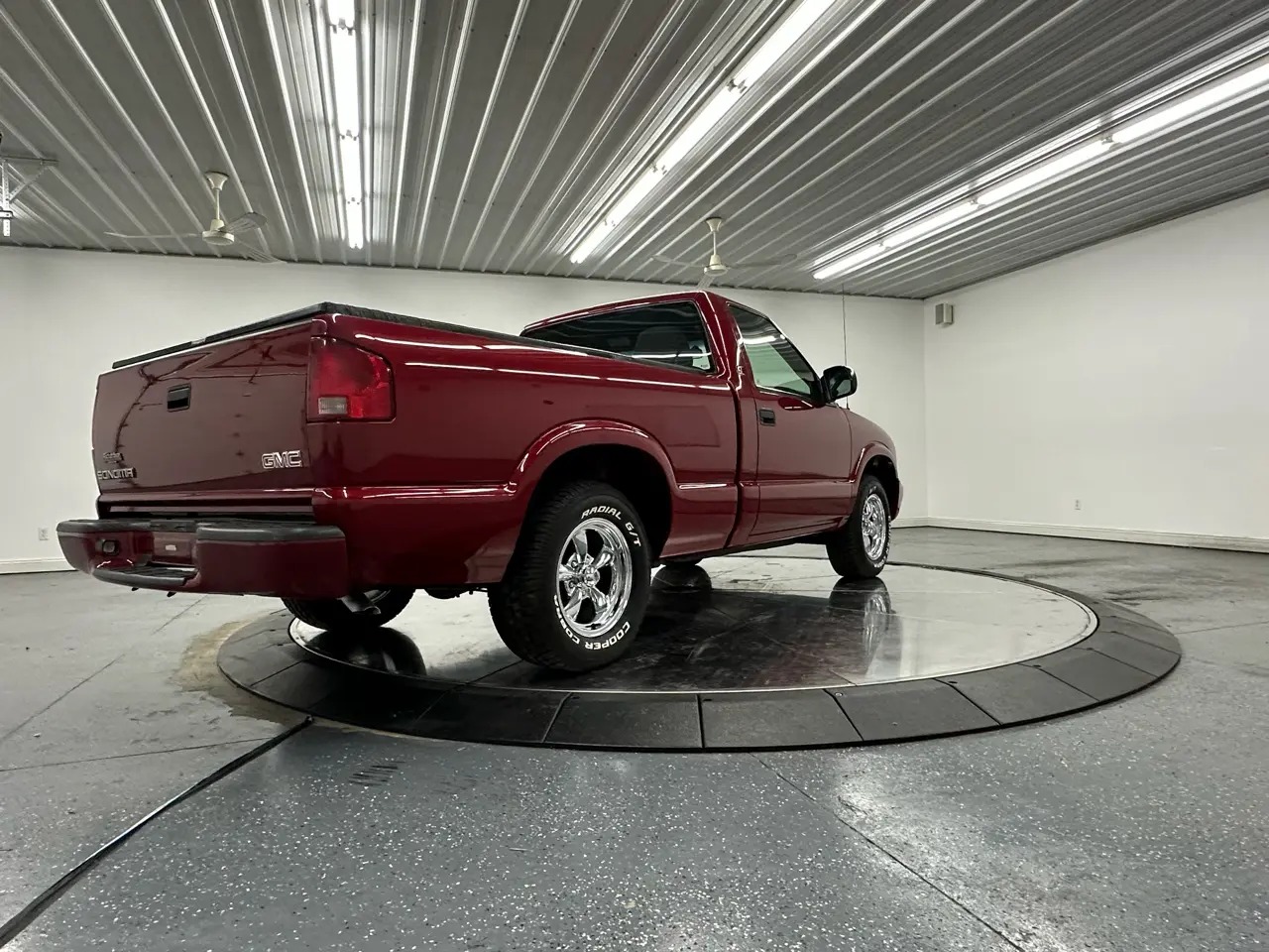 2003 GMC Sonoma SL 2WD