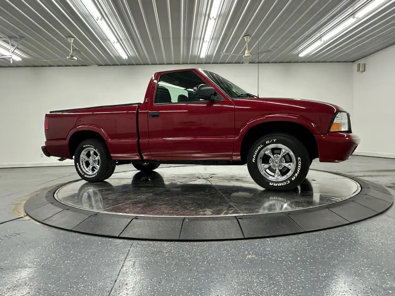 2003 GMC Sonoma SL 2WD