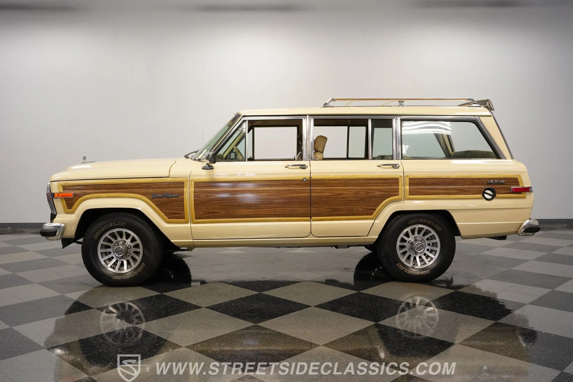 1989 Jeep Grand Wagoneer - 2