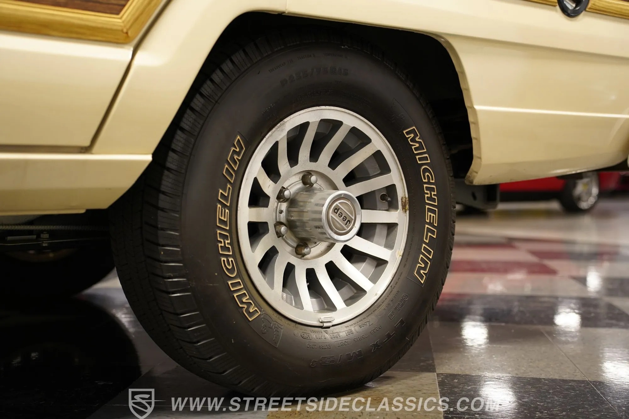 1989 Jeep Grand Wagoneer