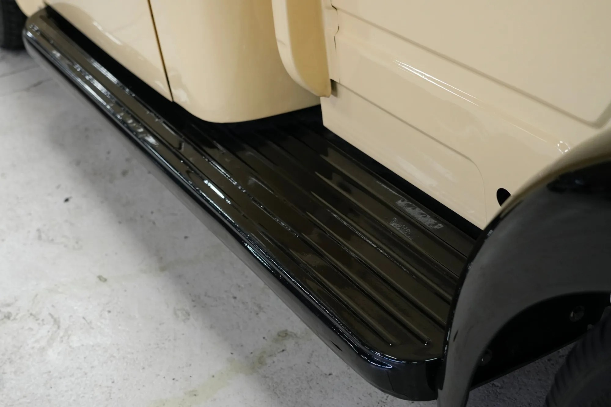 HEMI-Powered 1950 Dodge B-2