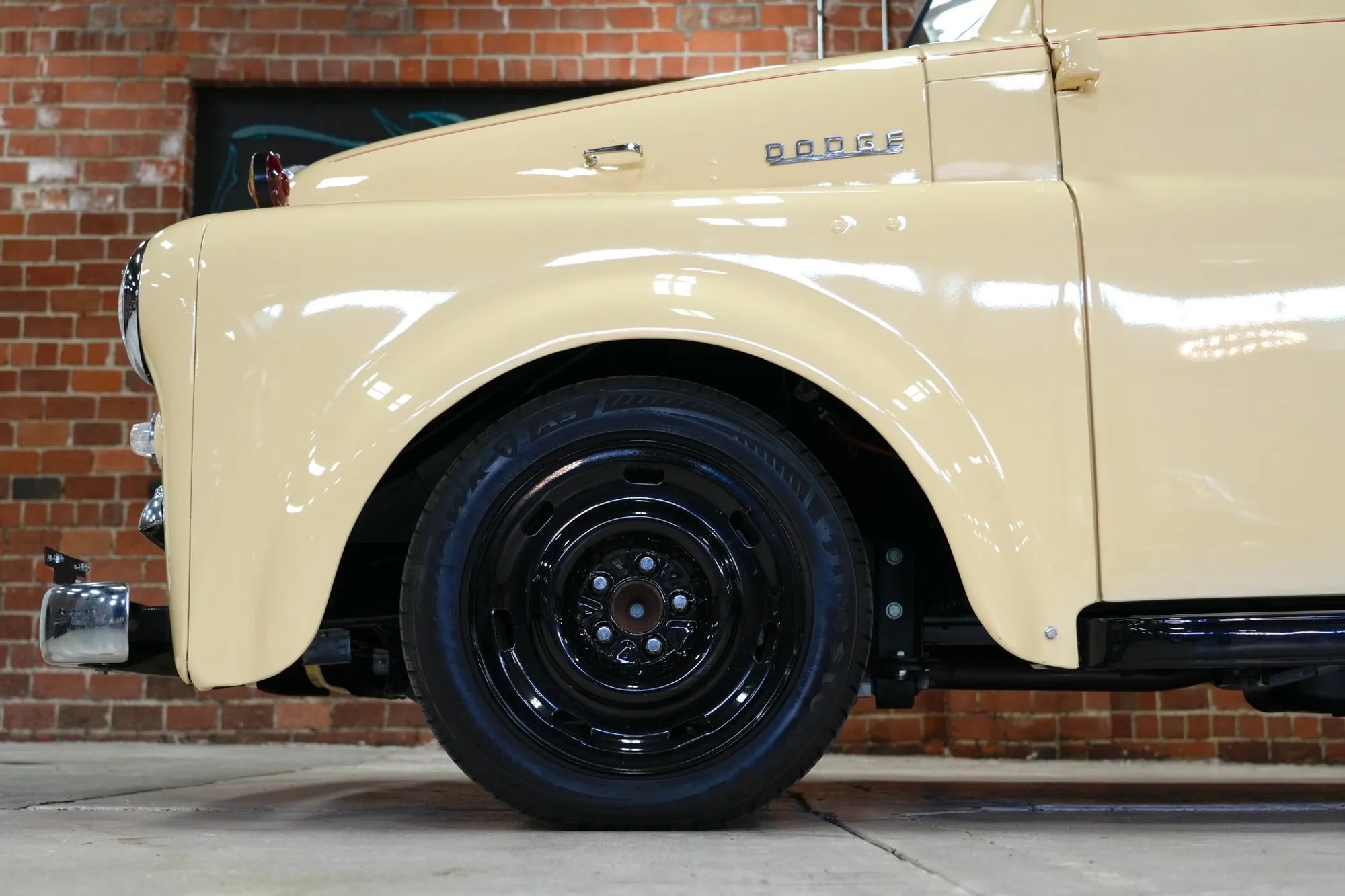 HEMI-Powered 1950 Dodge B-2