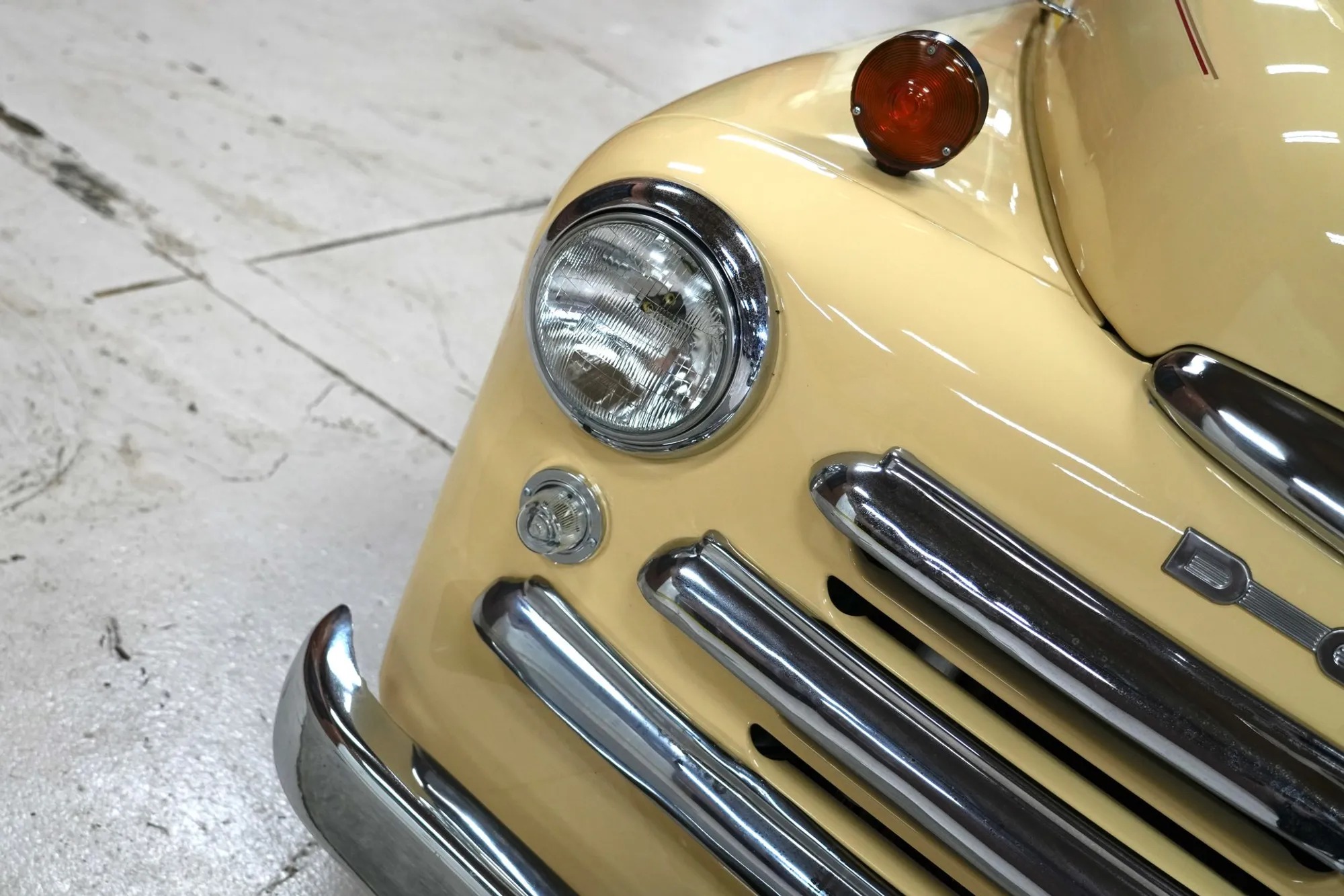 HEMI-Powered 1950 Dodge B-2