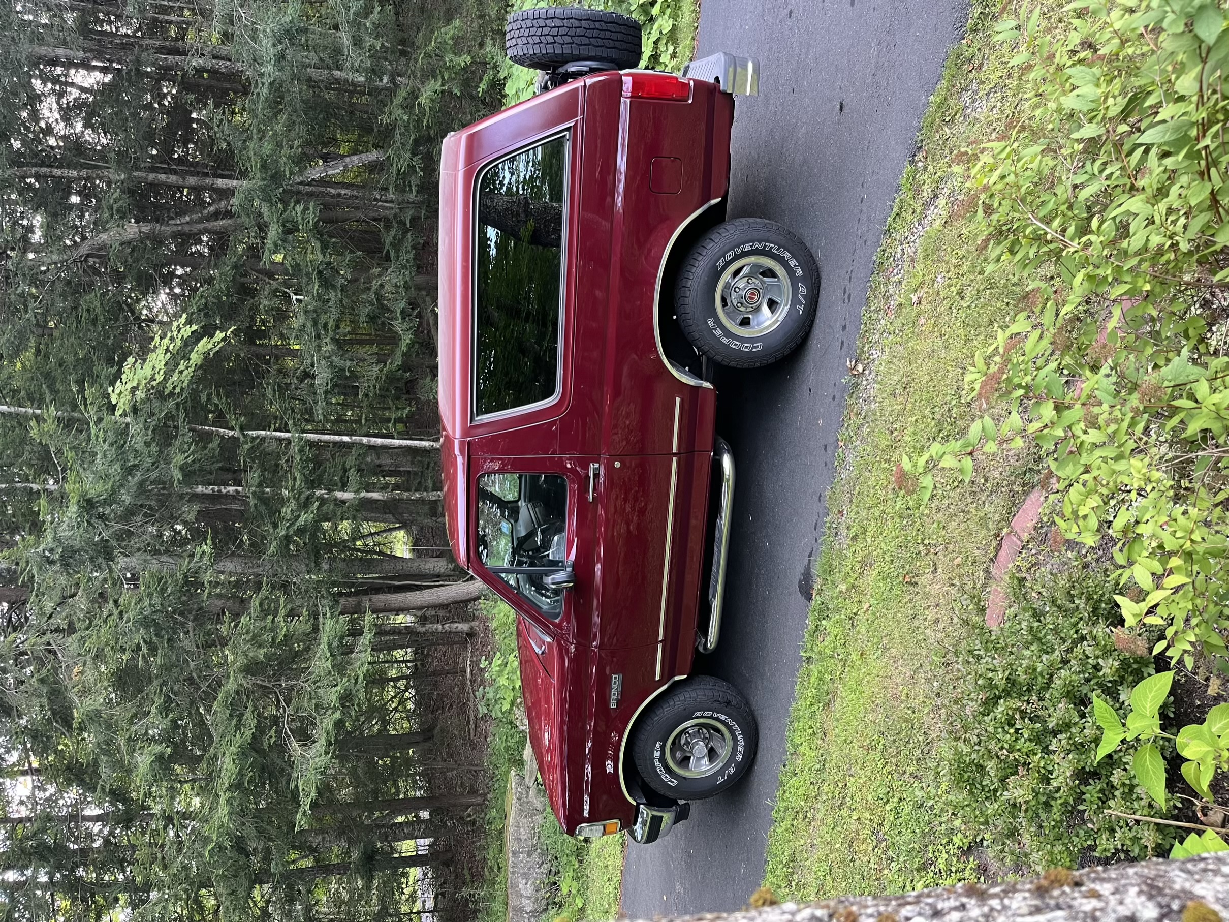 1993 Ford Bronco XLT - 4