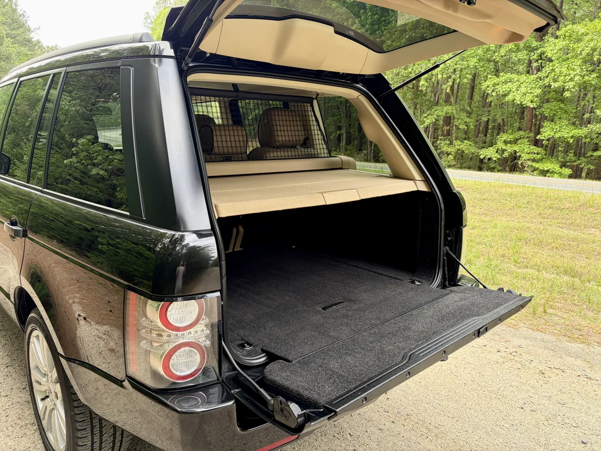 2011 Land Rover Range Rover HSE Luxury