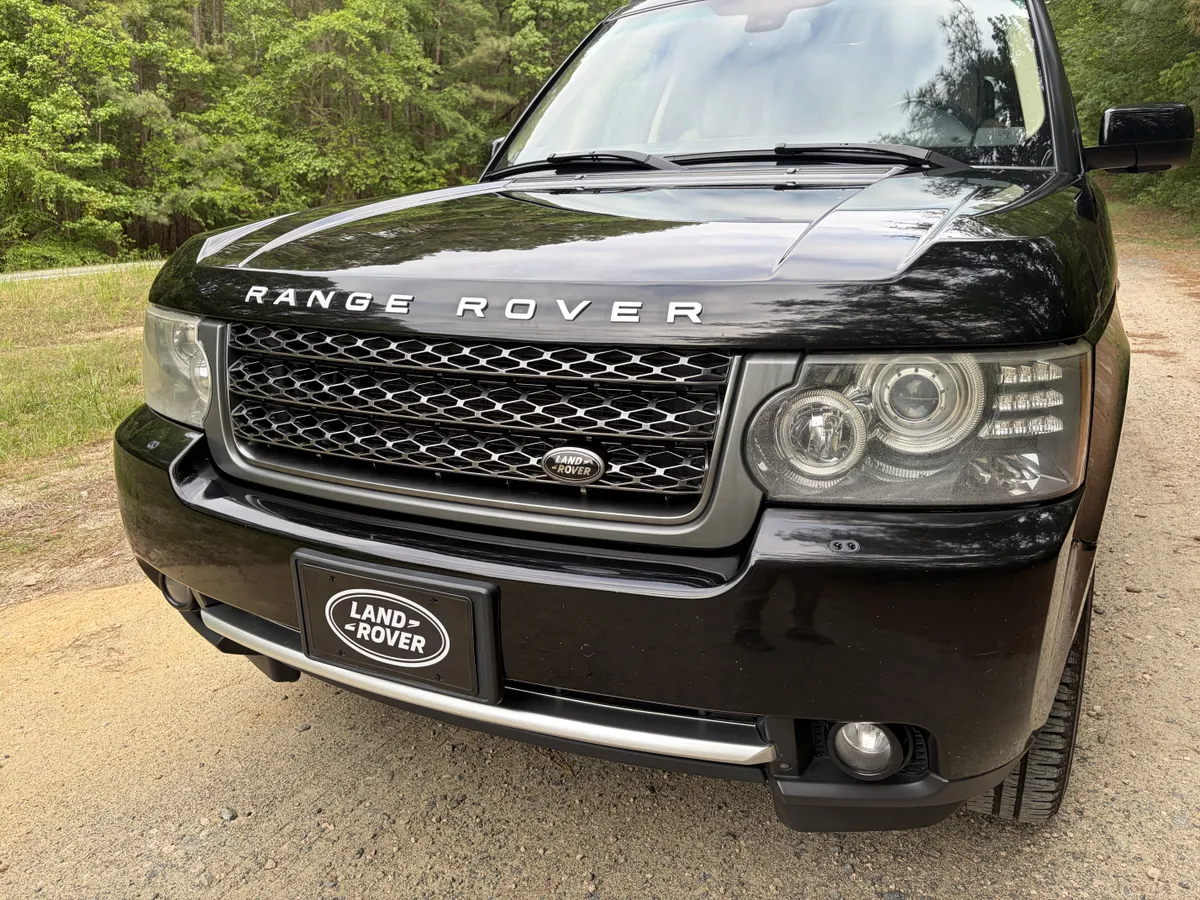 2011 Land Rover Range Rover HSE Luxury