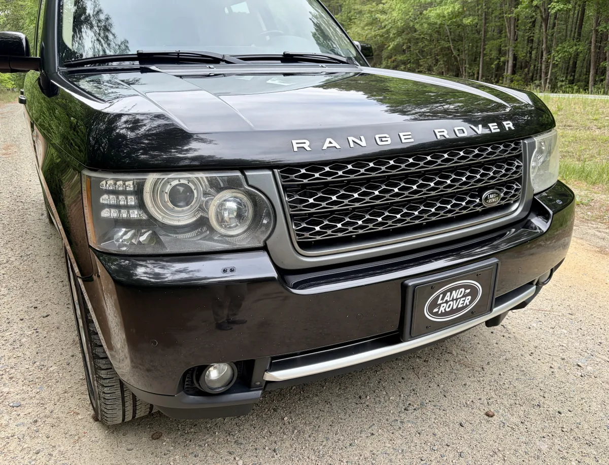 2011 Land Rover Range Rover HSE Luxury