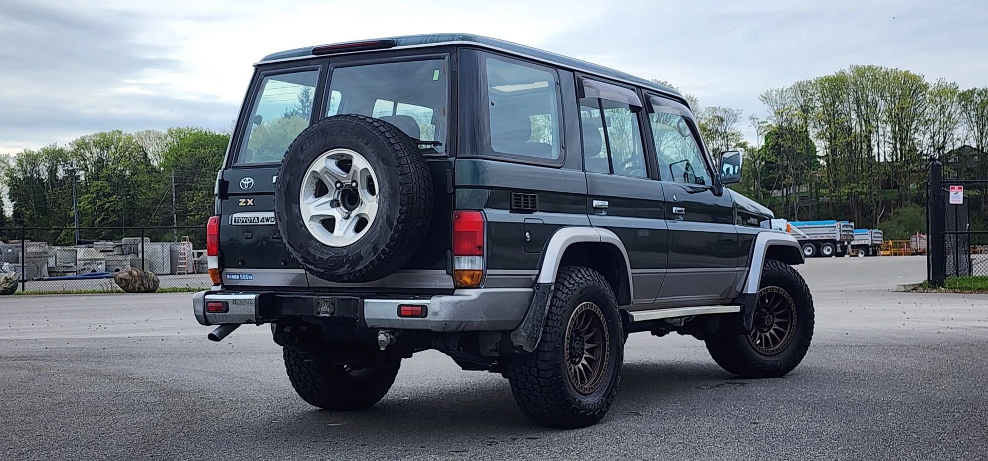 2000 Toyota Land Cruiser HZJ76 - 4