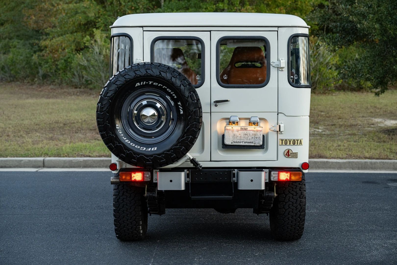 Restored 1980 Toyota Land Cruiser FJ40 - 4