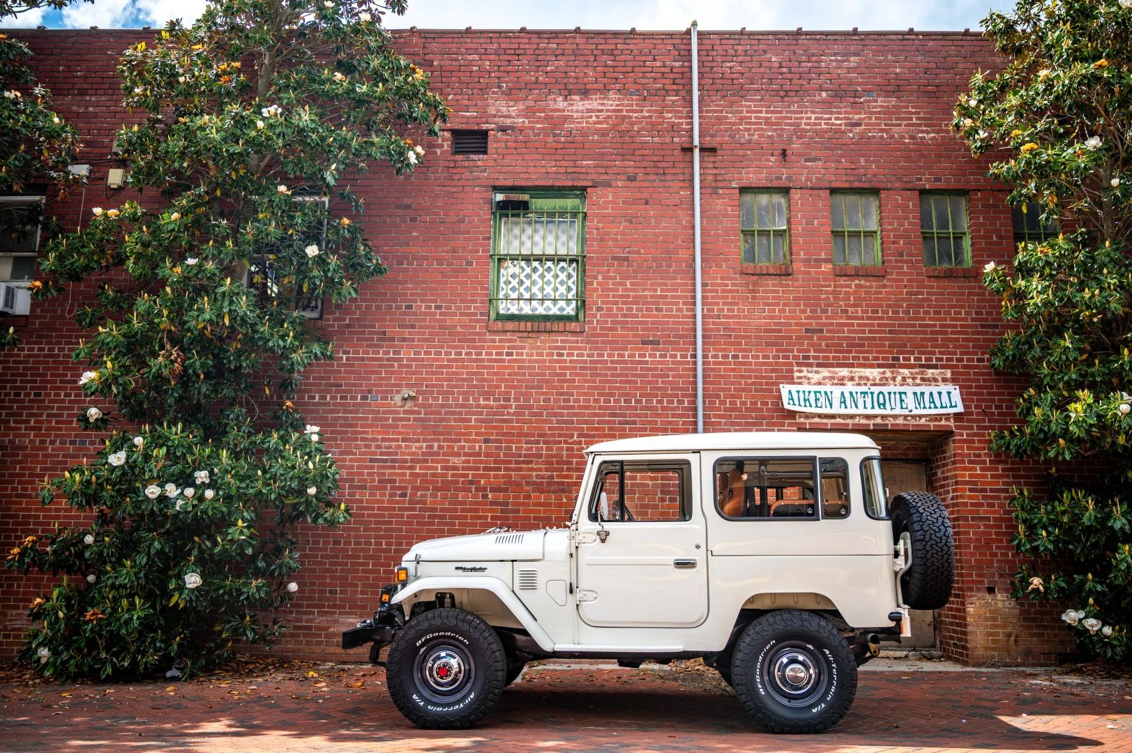 Restored 1980 Toyota Land Cruiser FJ40