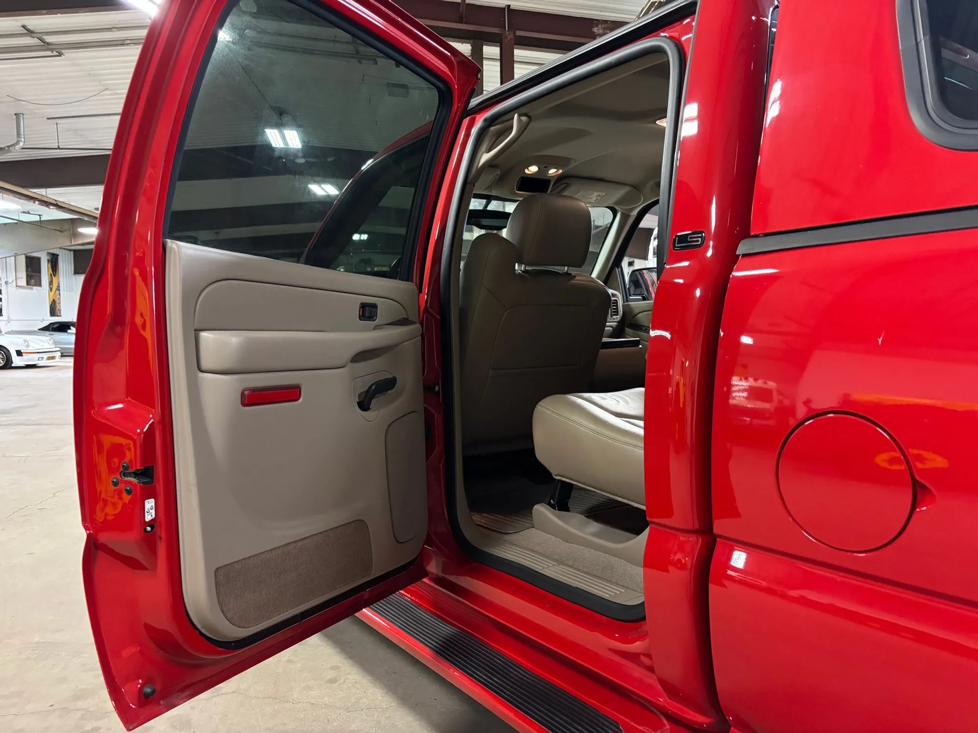 2004 Chevrolet 2500 Silverado LS