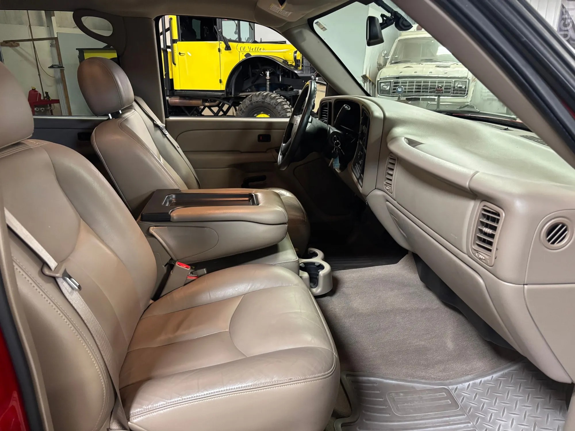 2004 Chevrolet 2500 Silverado LS