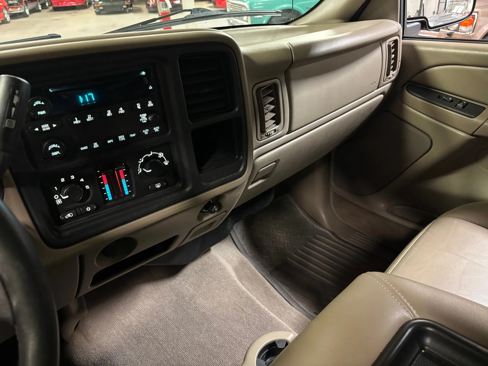 2004 Chevrolet 2500 Silverado LS