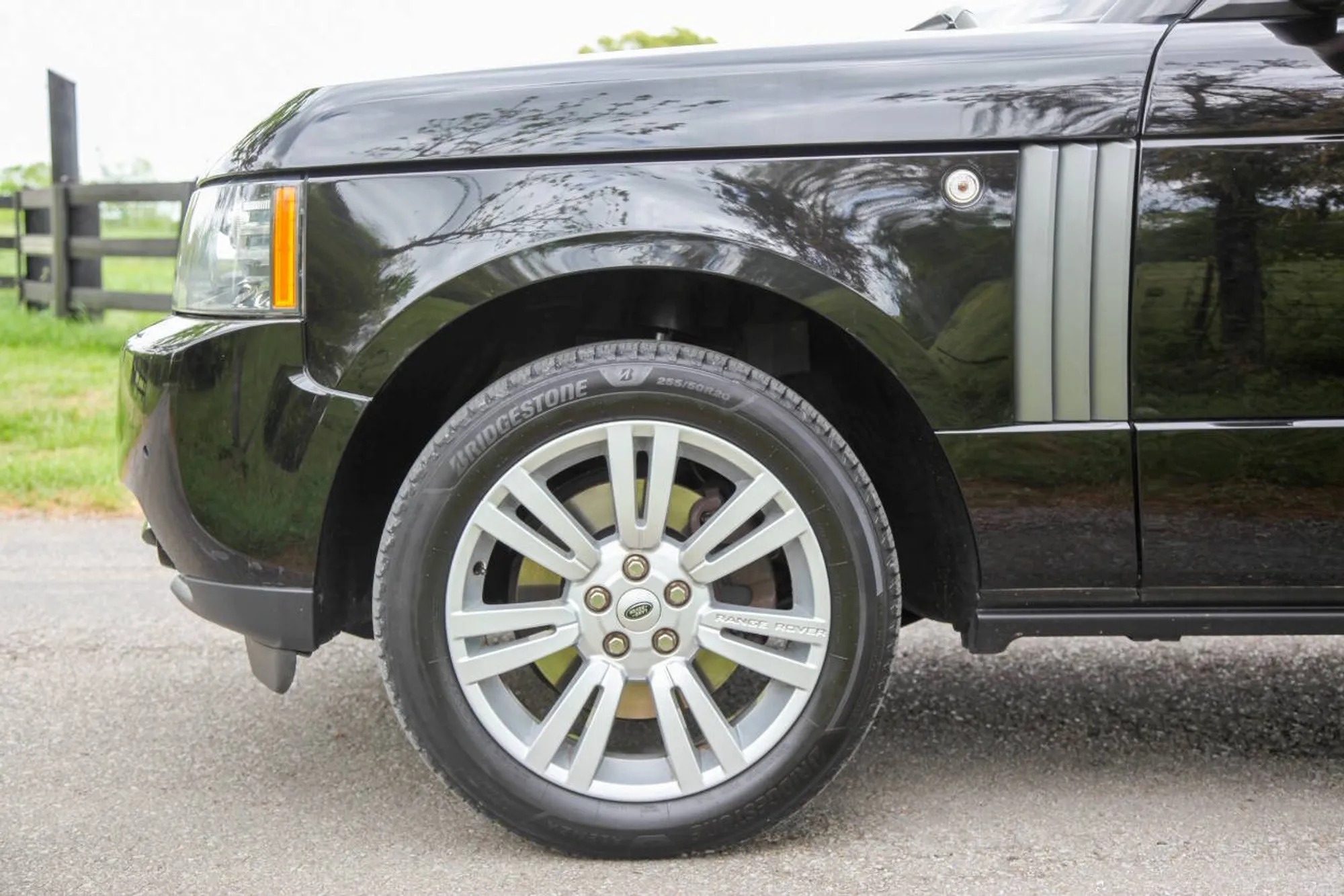 2010 Land Rover Range Rover HSE LUX