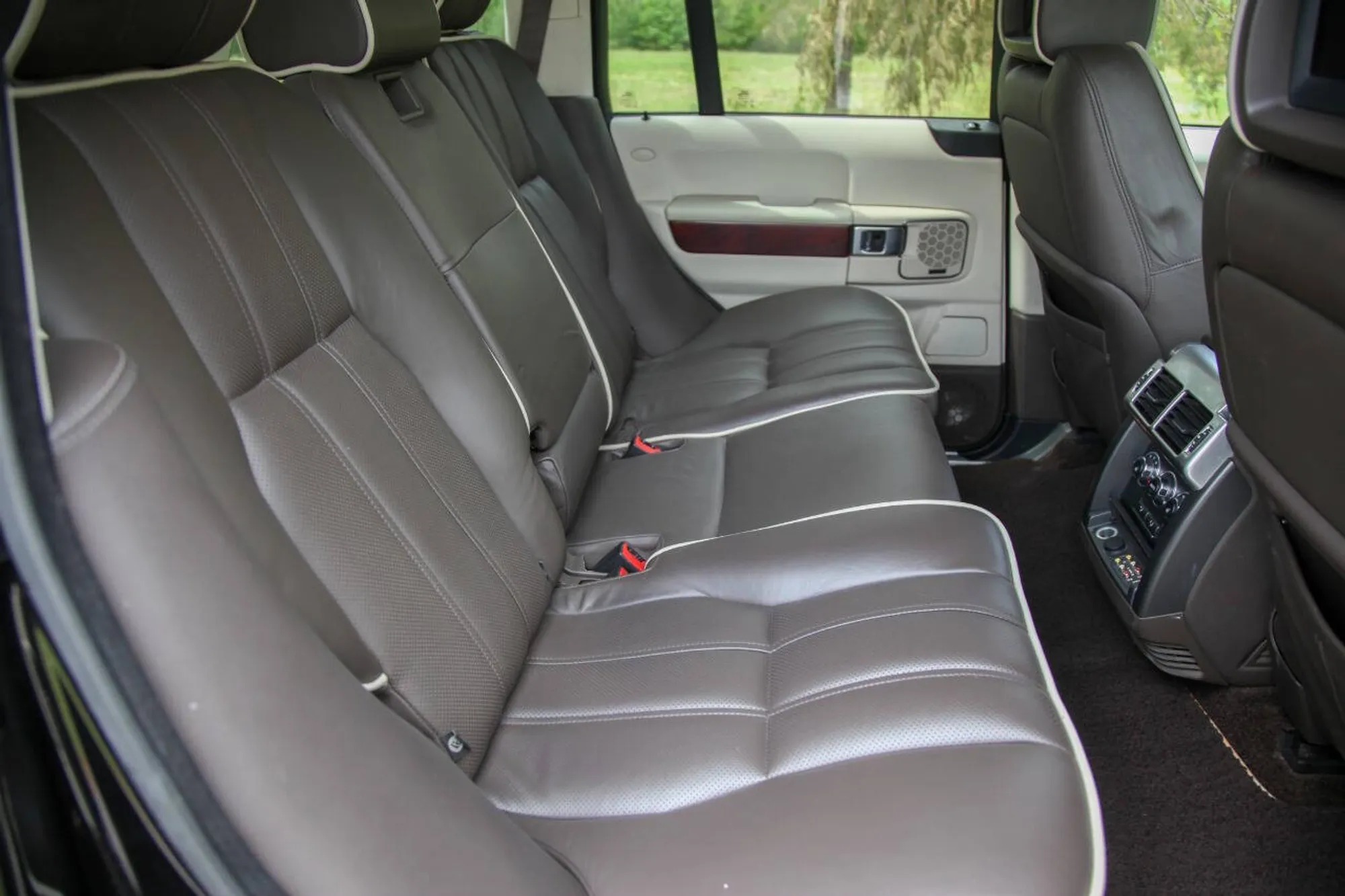 2010 Land Rover Range Rover HSE LUX