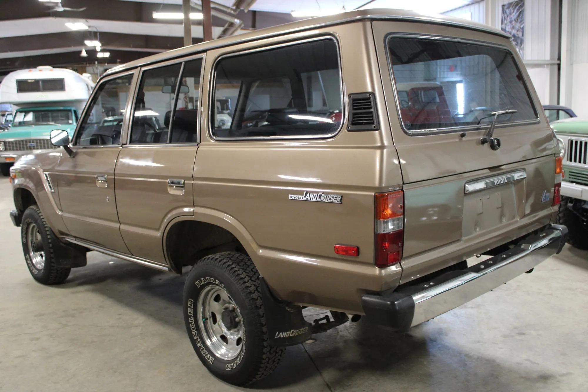 1987 Toyota Land Cruiser FJ60 - 2
