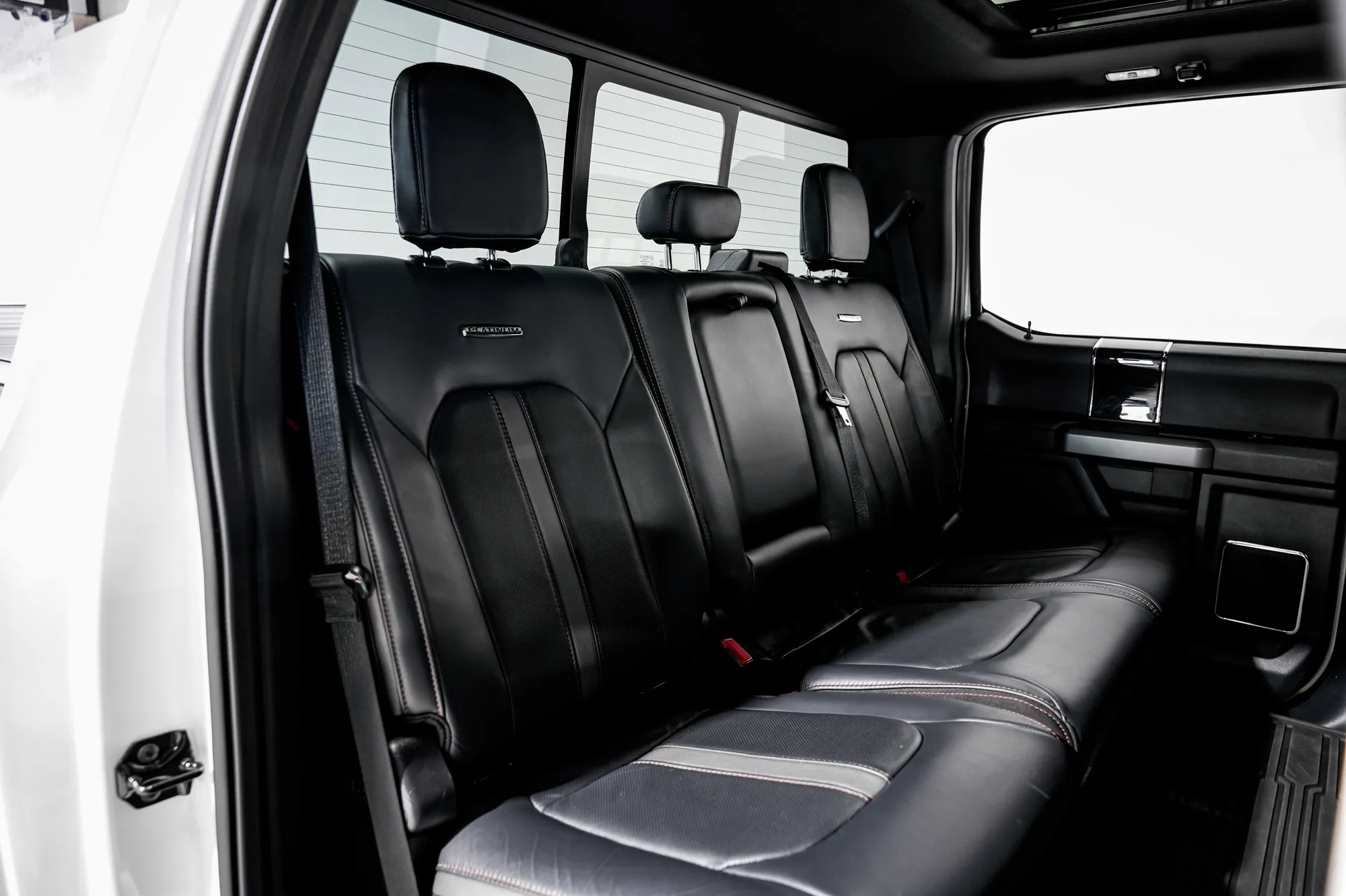 2022 Ford Super Duty F-350 Platinum