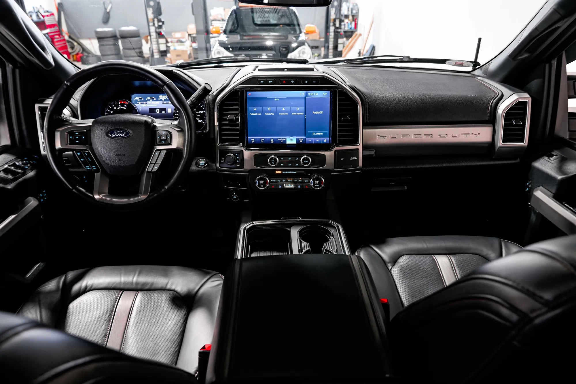 2022 Ford Super Duty F-350 Platinum