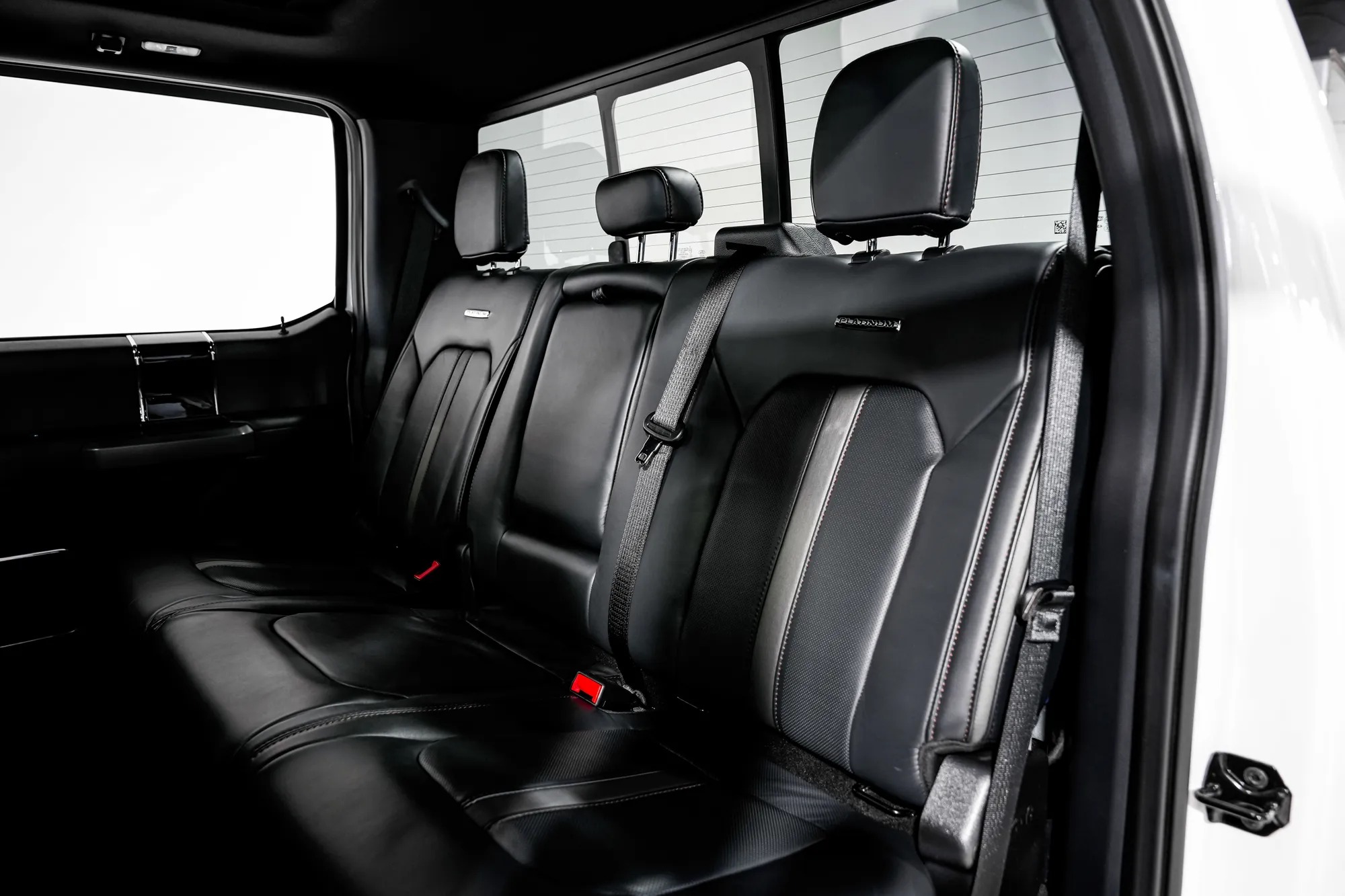 2022 Ford Super Duty F-350 Platinum