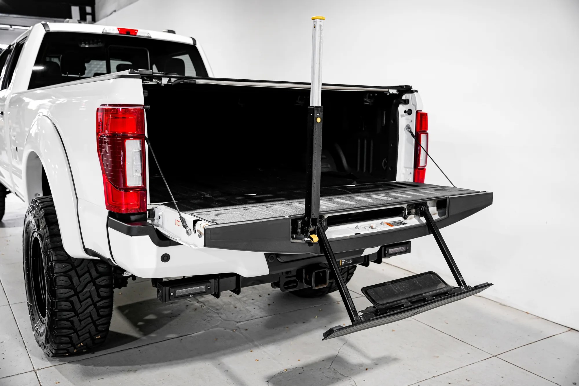 2022 Ford Super Duty F-350 Platinum