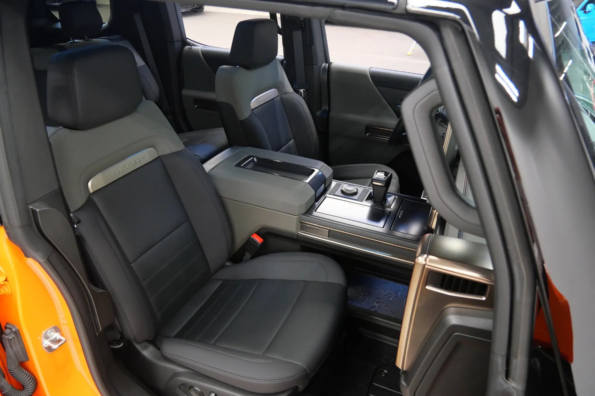 2024 GMC HUMMER EV
