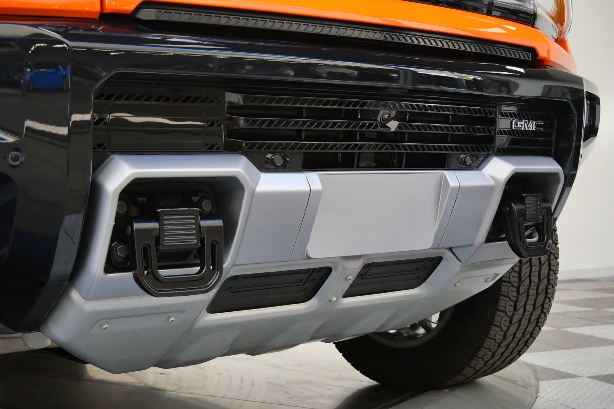 2024 GMC HUMMER EV