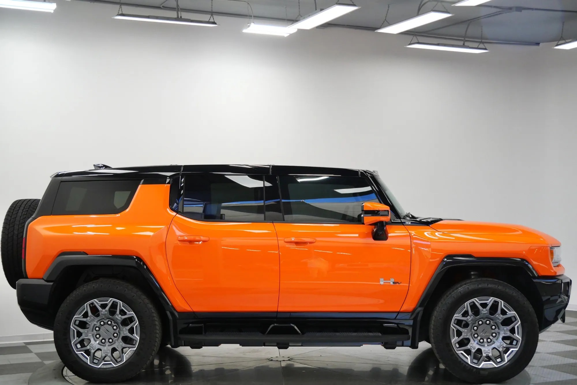 2024 GMC HUMMER EV