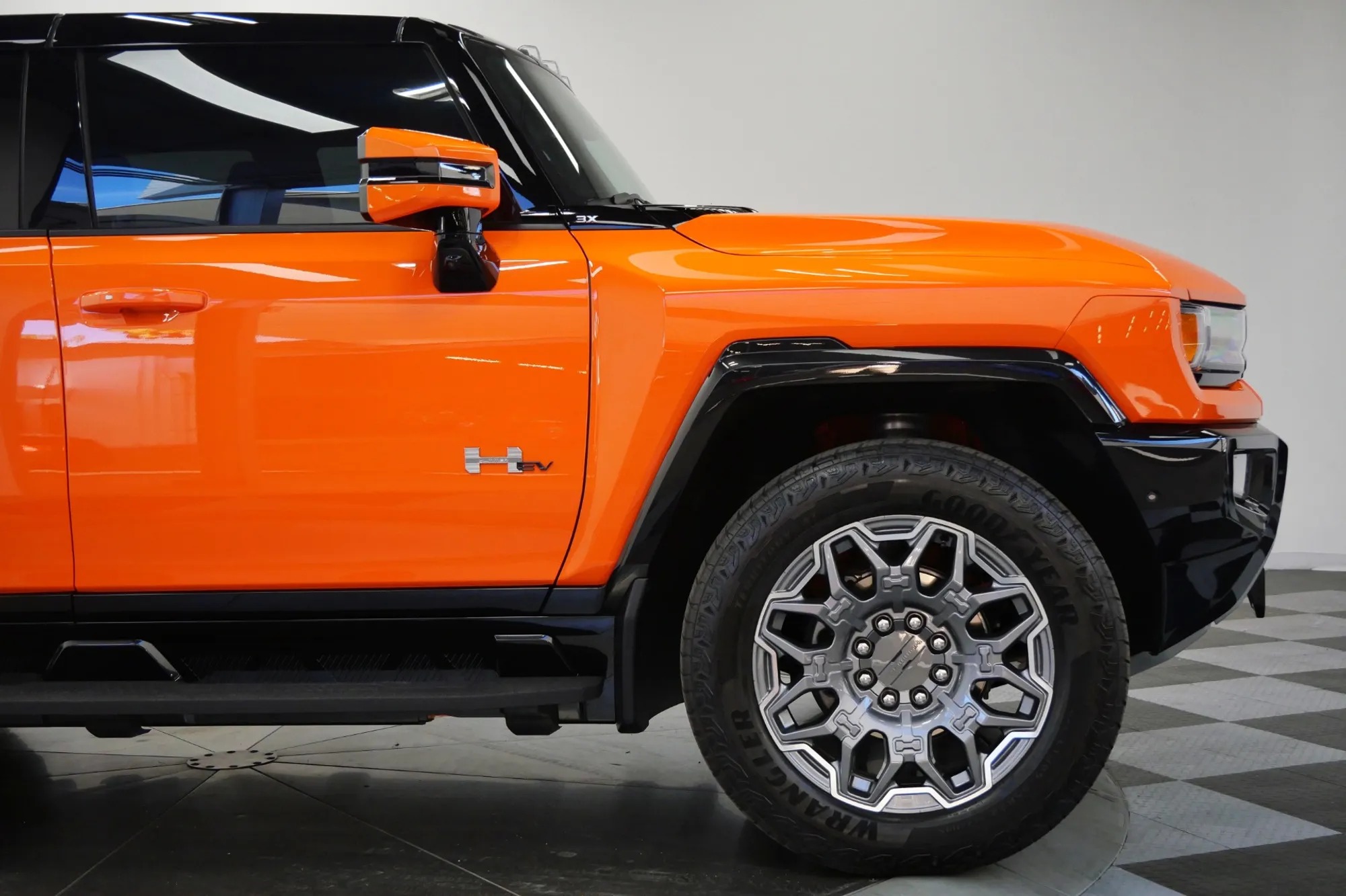 2024 GMC HUMMER EV