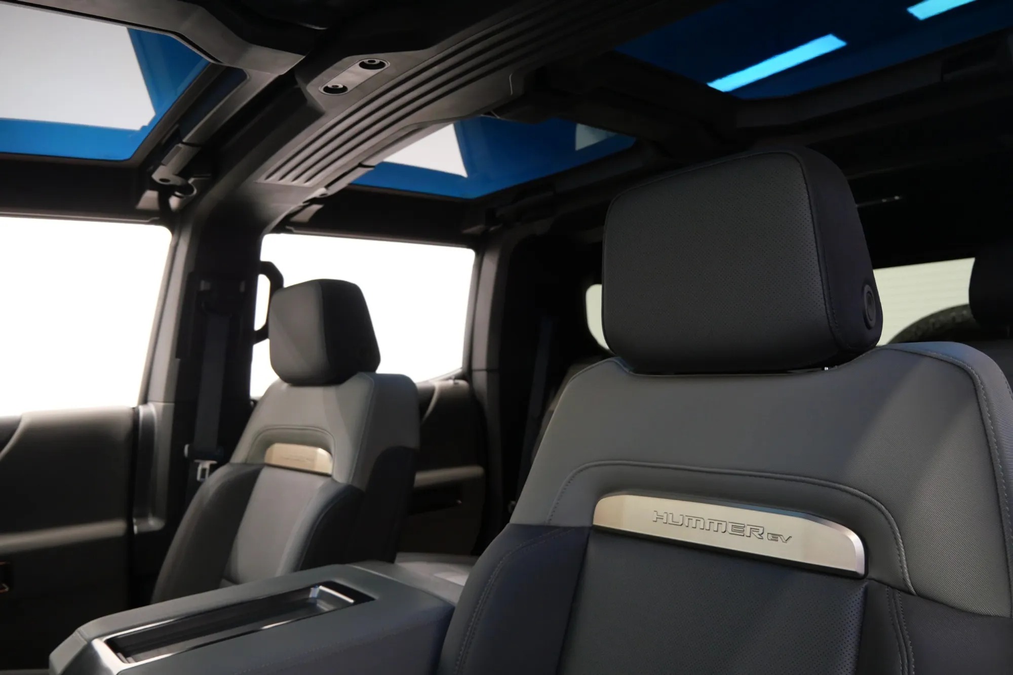 2024 GMC HUMMER EV