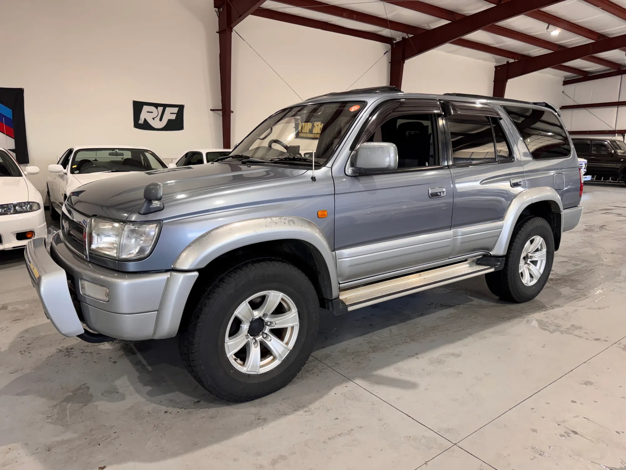  Toyota Hilux Surf