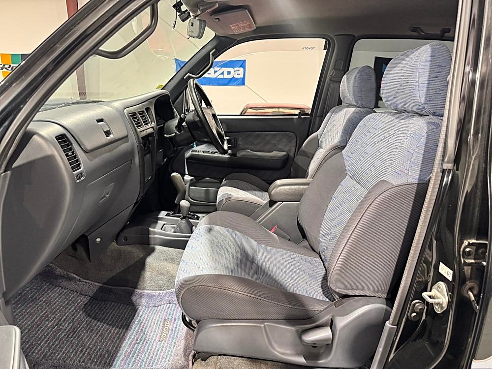 2000 Toyota Hilux