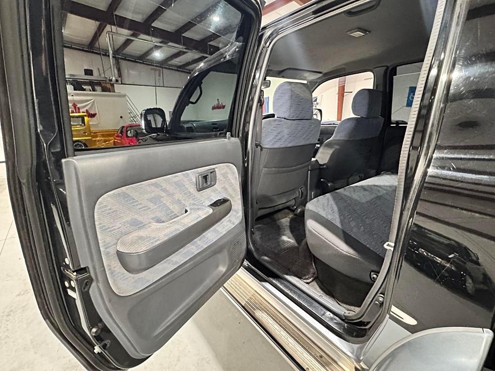 2000 Toyota Hilux