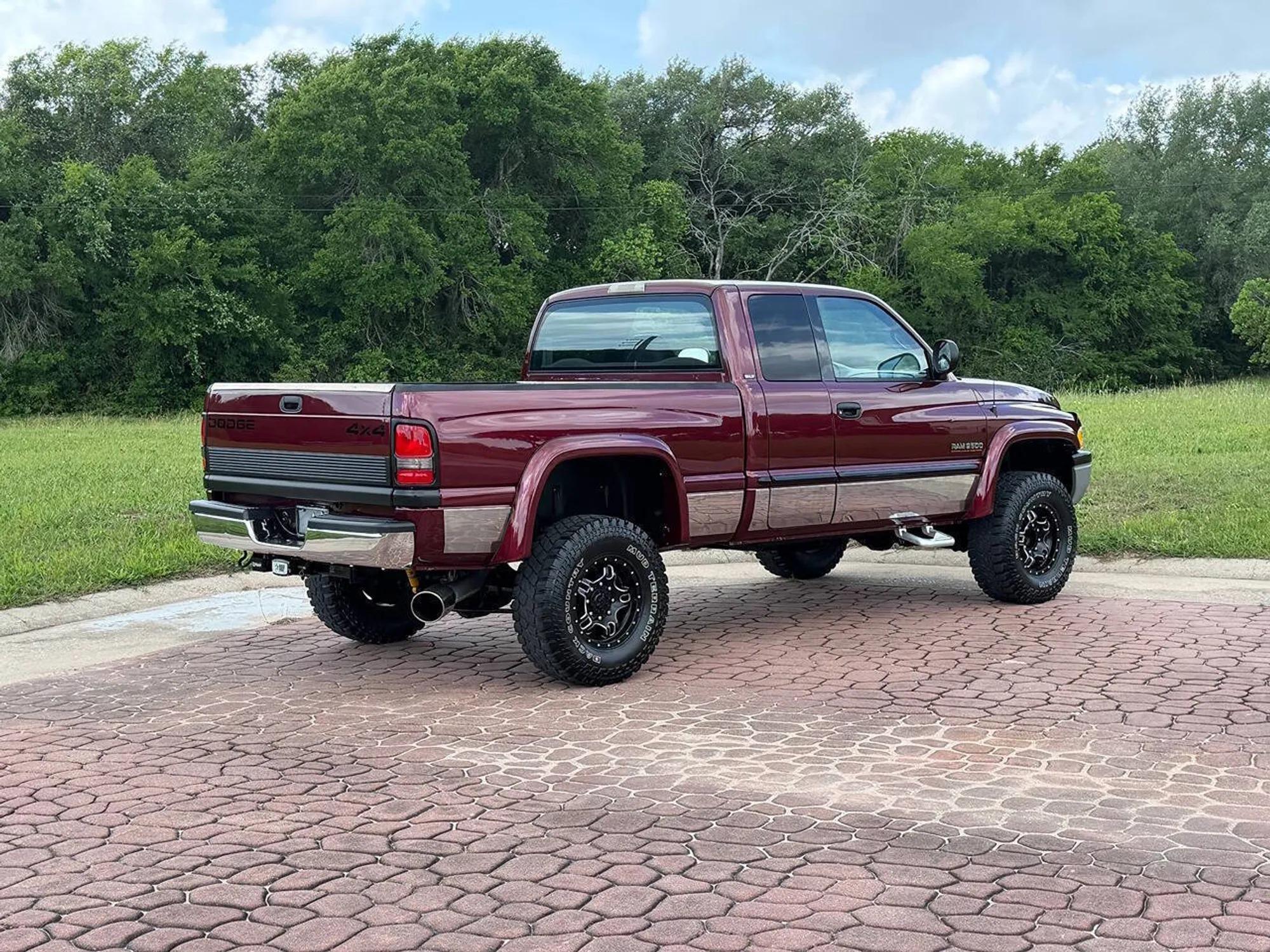 2000 Dodge Ram 2500 SLT Extended Cab