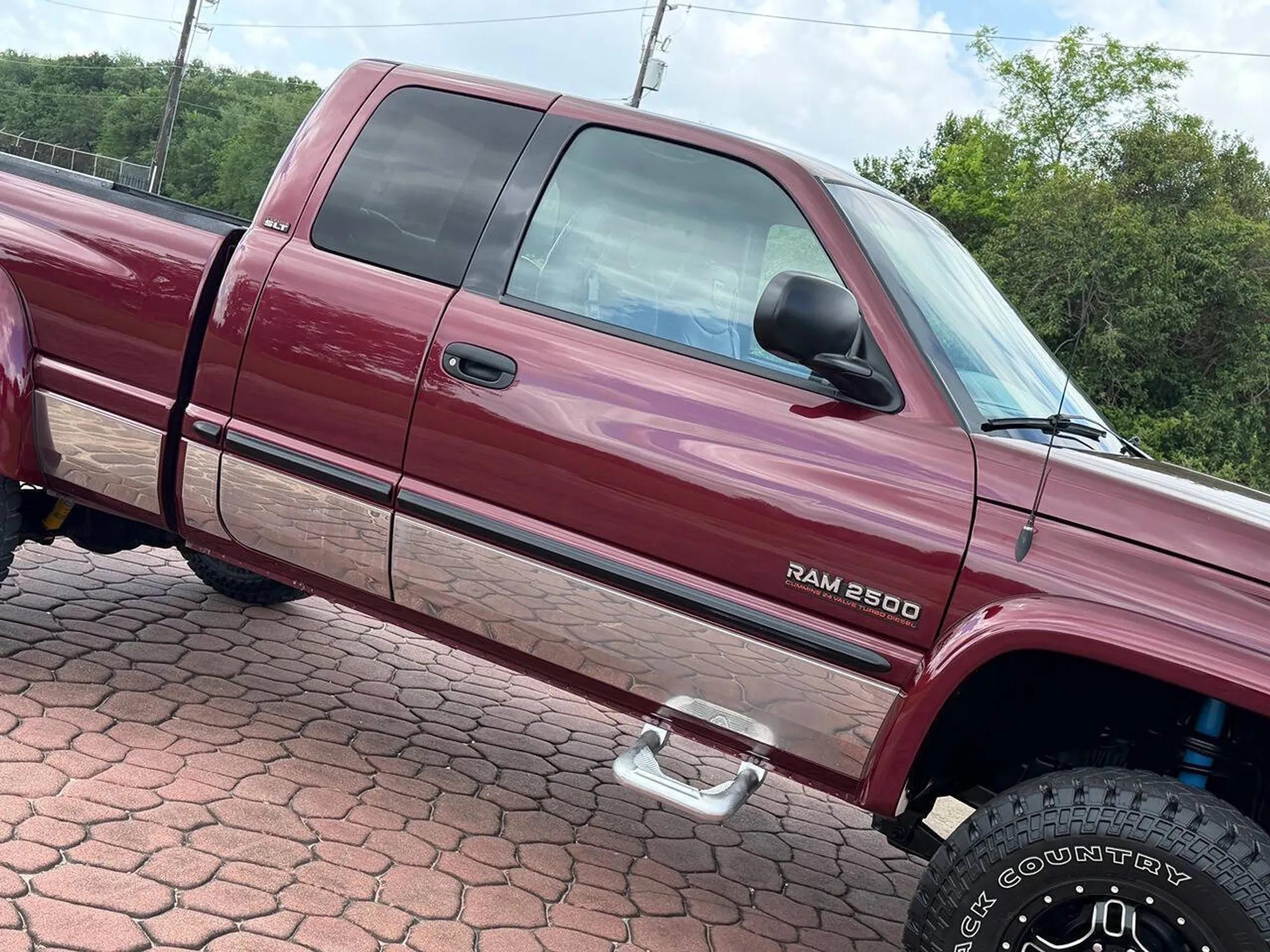 2000 Dodge Ram 2500 SLT Extended Cab