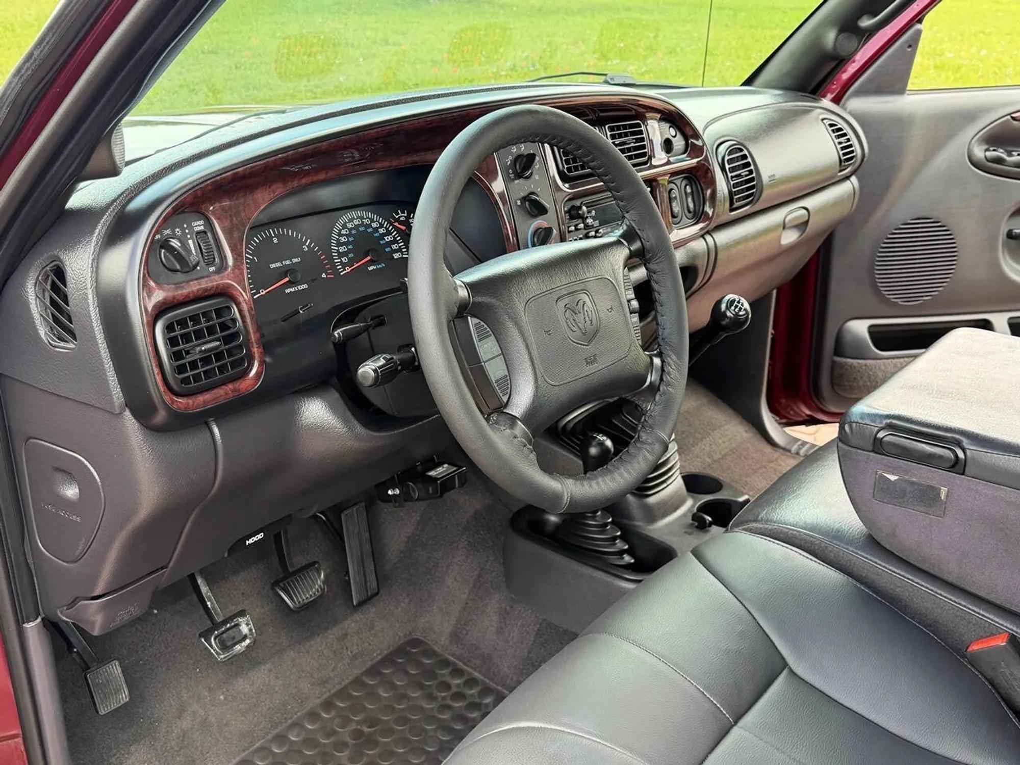2000 Dodge Ram 2500 SLT Extended Cab