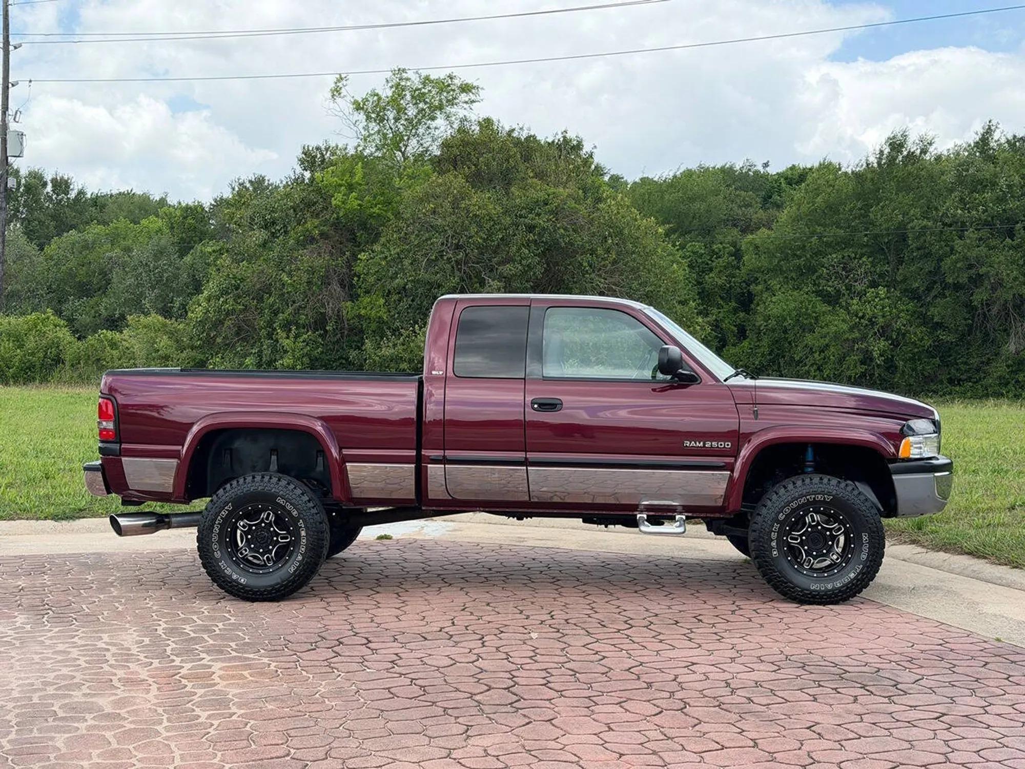 2000 Dodge Ram 2500 SLT Extended Cab