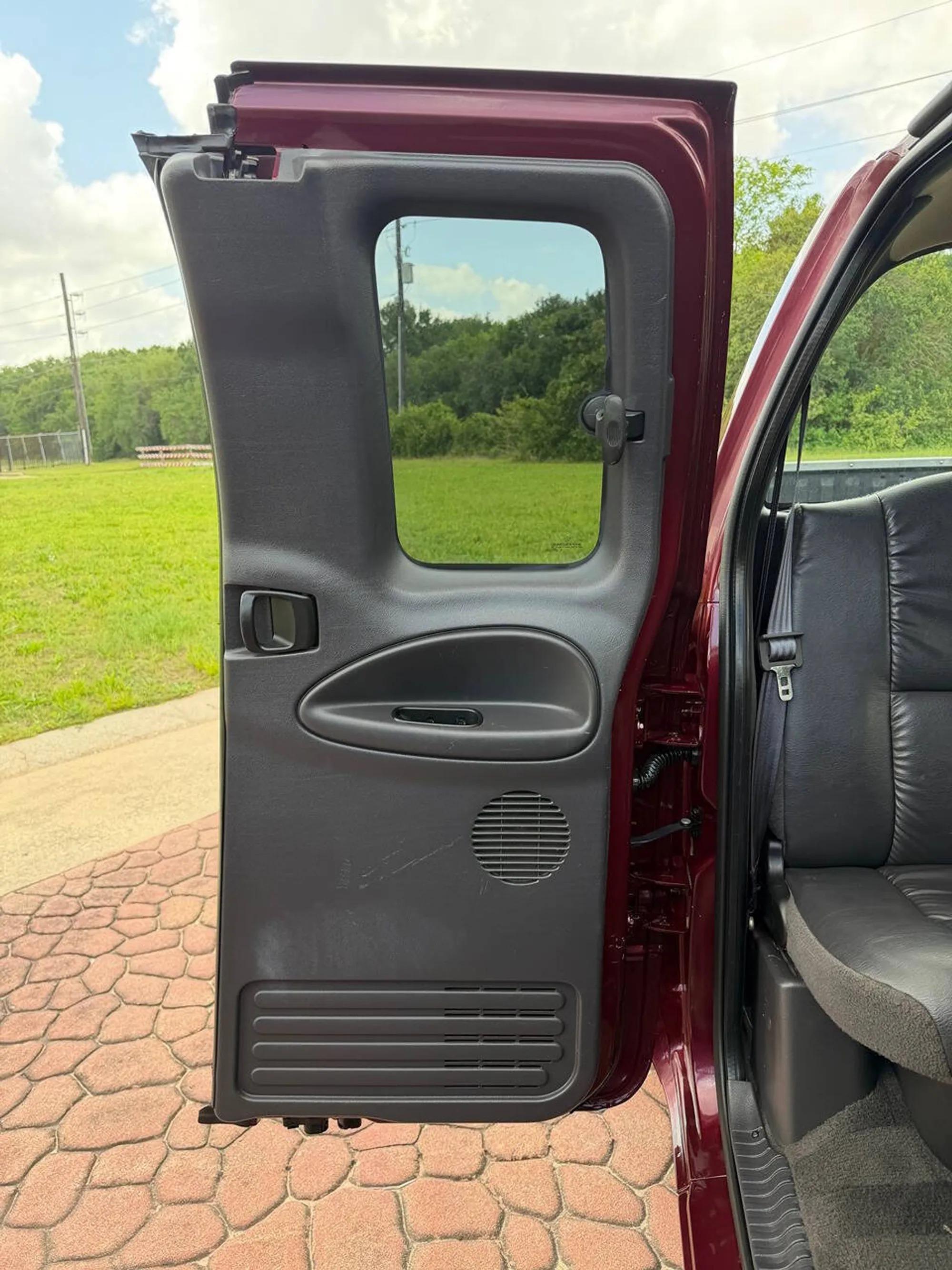 2000 Dodge Ram 2500 SLT Extended Cab