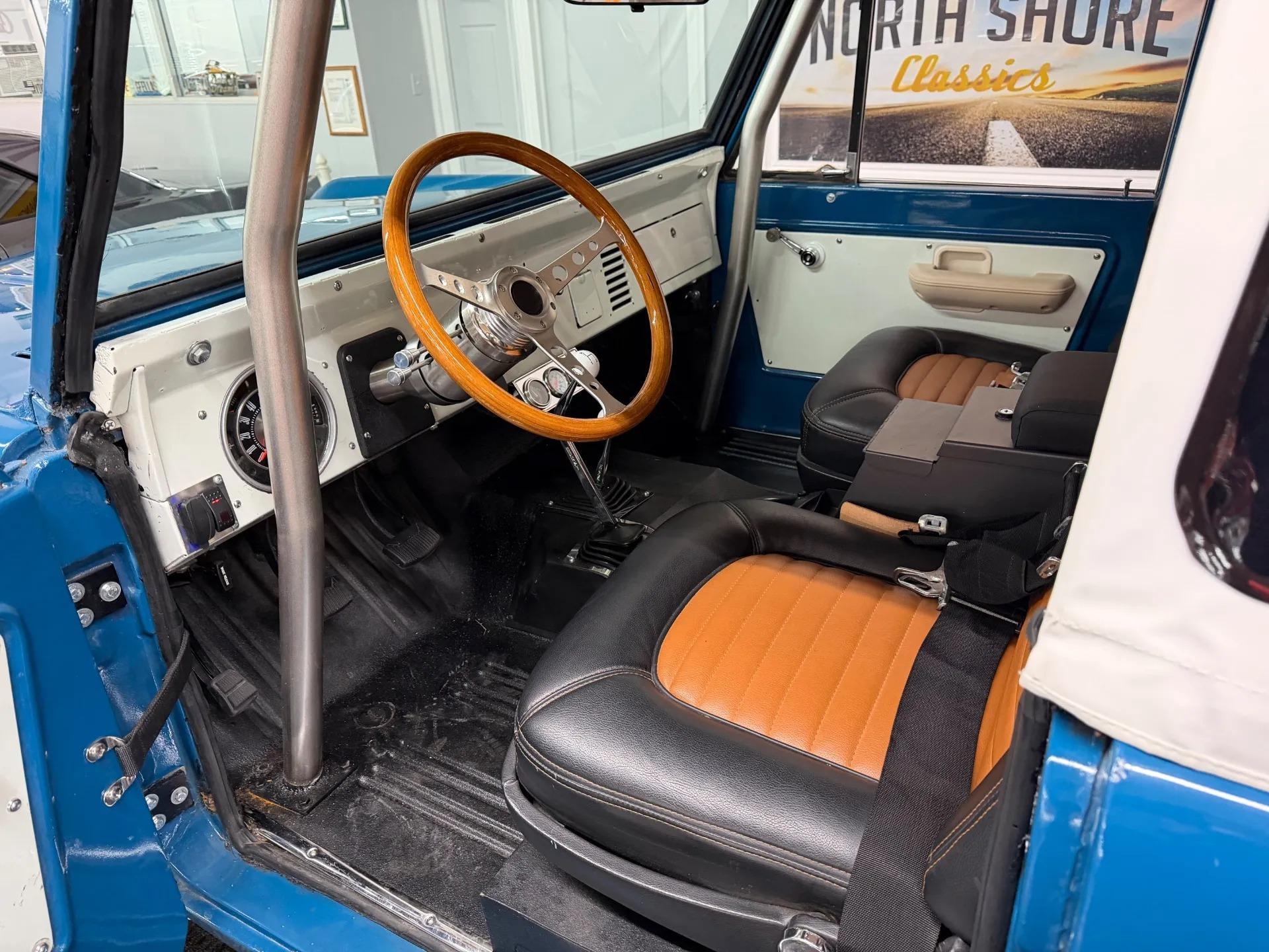 1971 Ford Bronco - 3