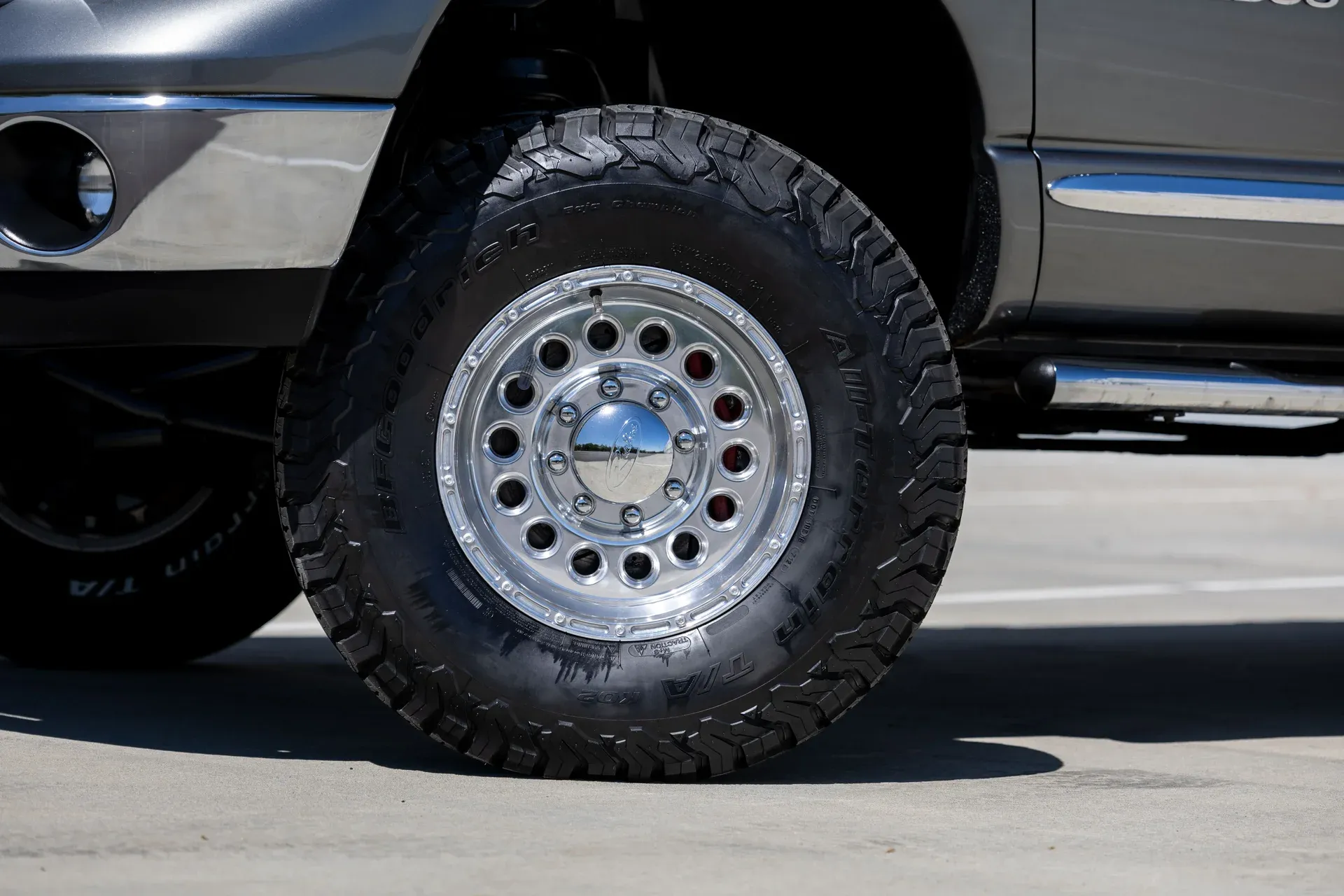 2005 Dodge Ram 2500 - 4