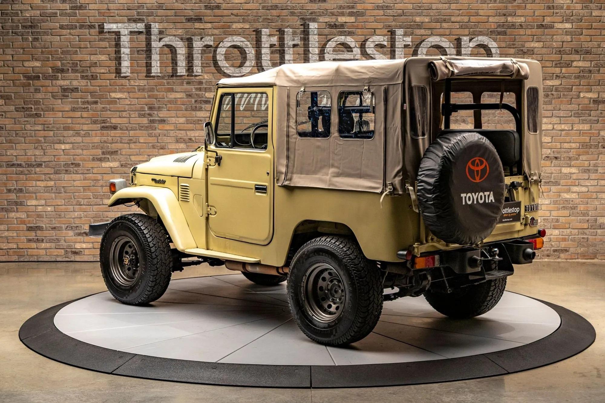 1982 Toyota Land Cruiser FJ40