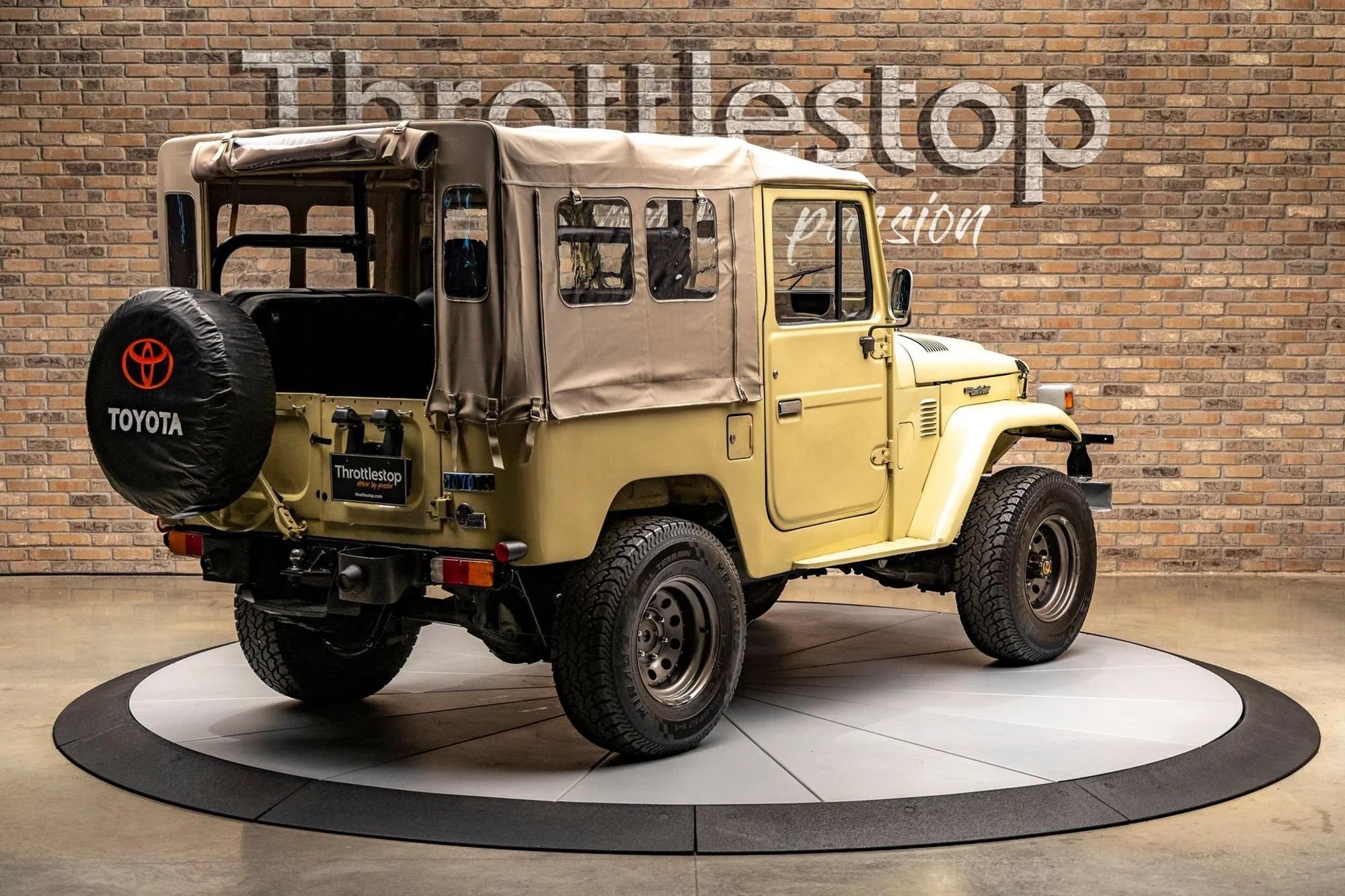 1982 Toyota Land Cruiser FJ40