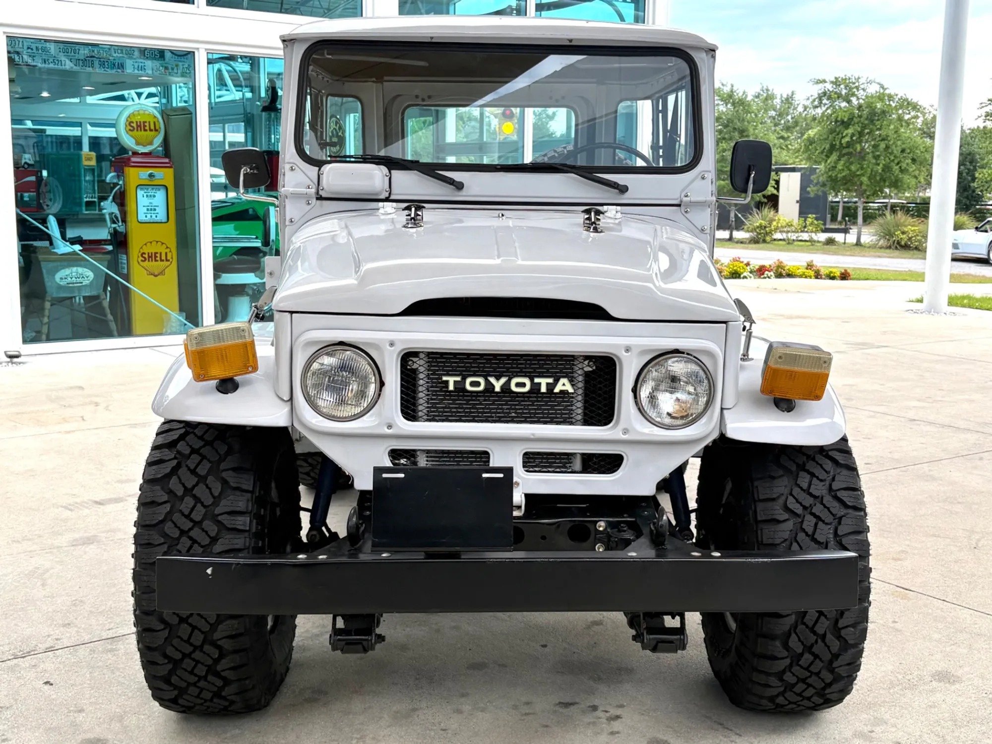 1982 Toyota Land Cruiser FJ40 - 2