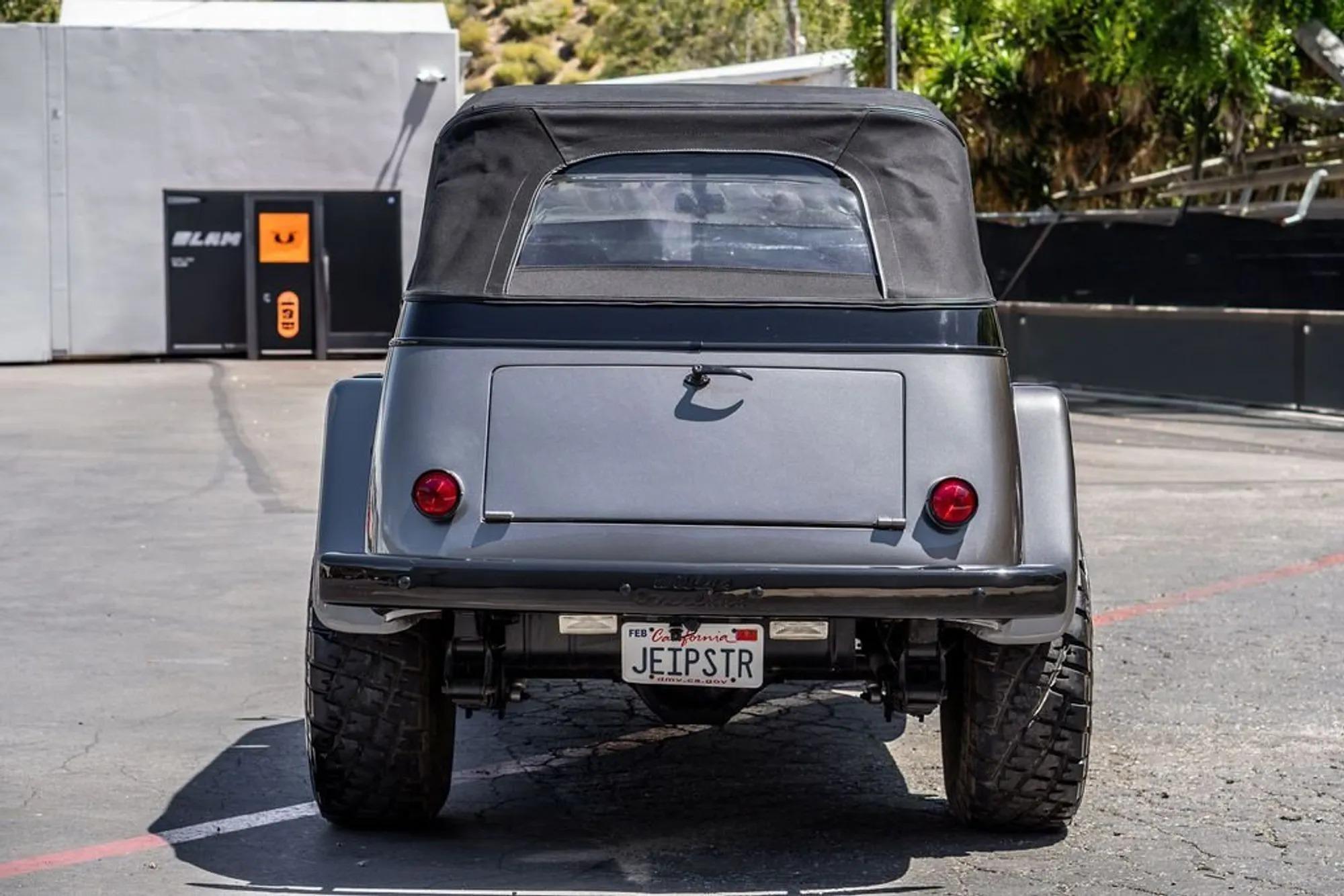 Custom 1949 Willys Jeepster