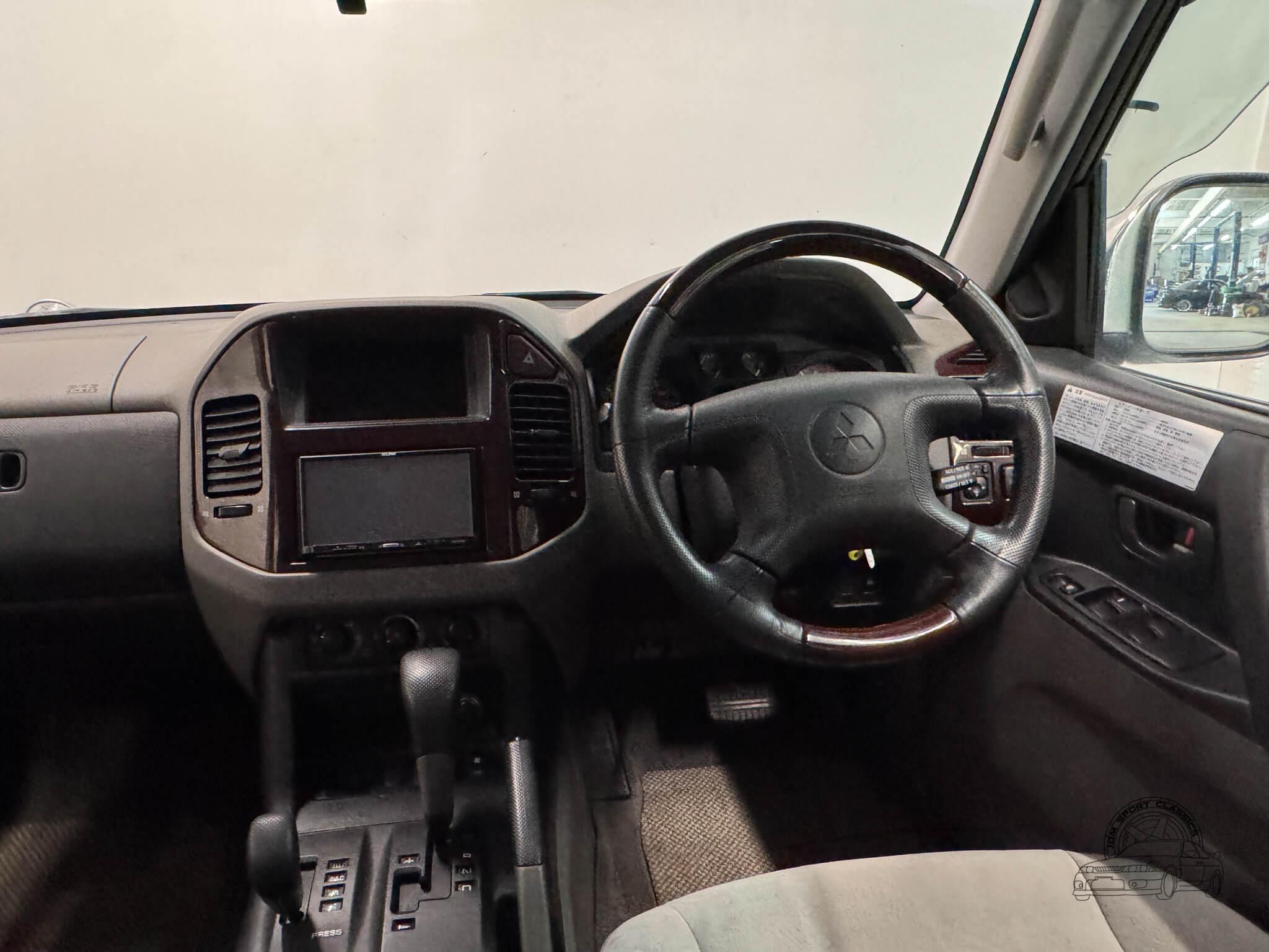 Reserved: 2000 Mitsubishi Pajero Super Exceed GDI