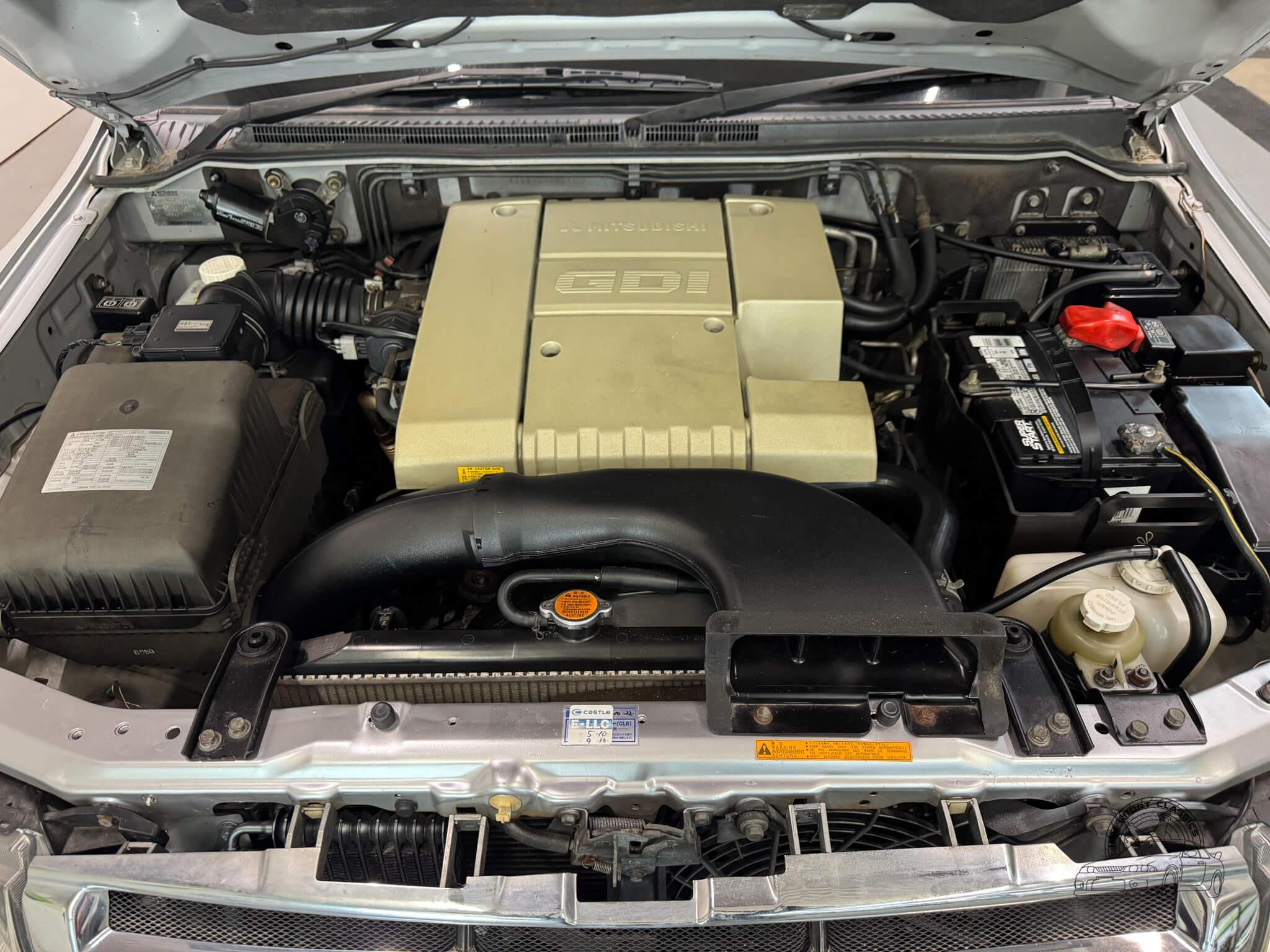 Reserved: 2000 Mitsubishi Pajero Super Exceed GDI