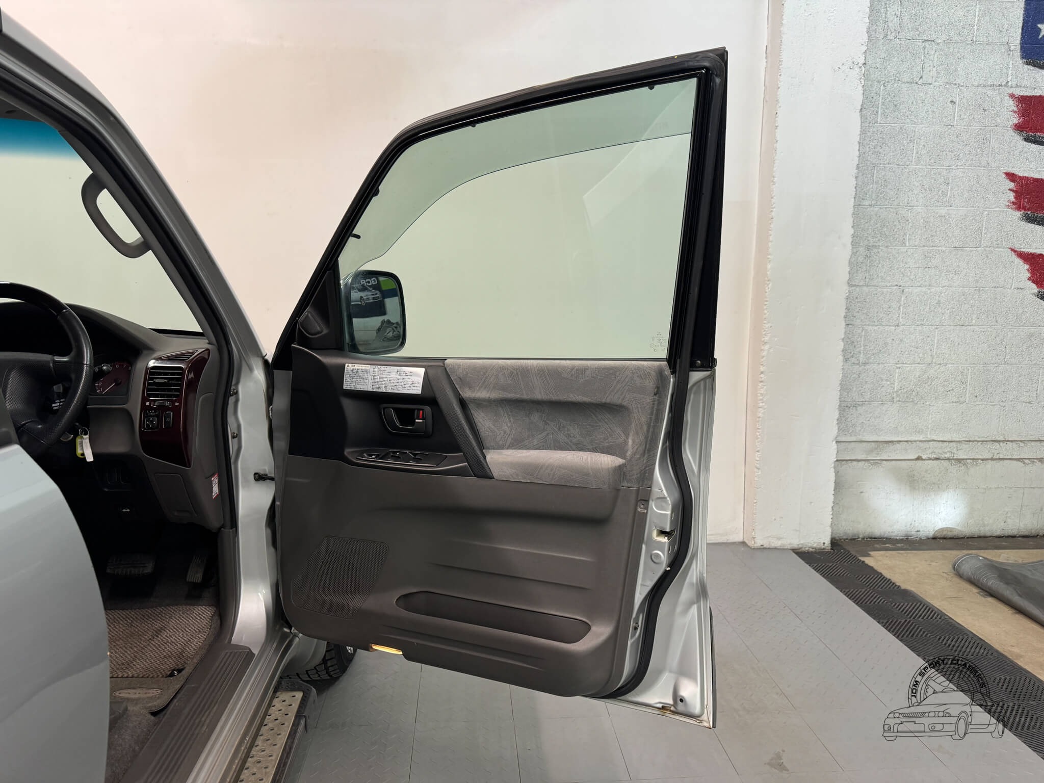 2000 Mitsubishi Pajero Super Exceed GDI